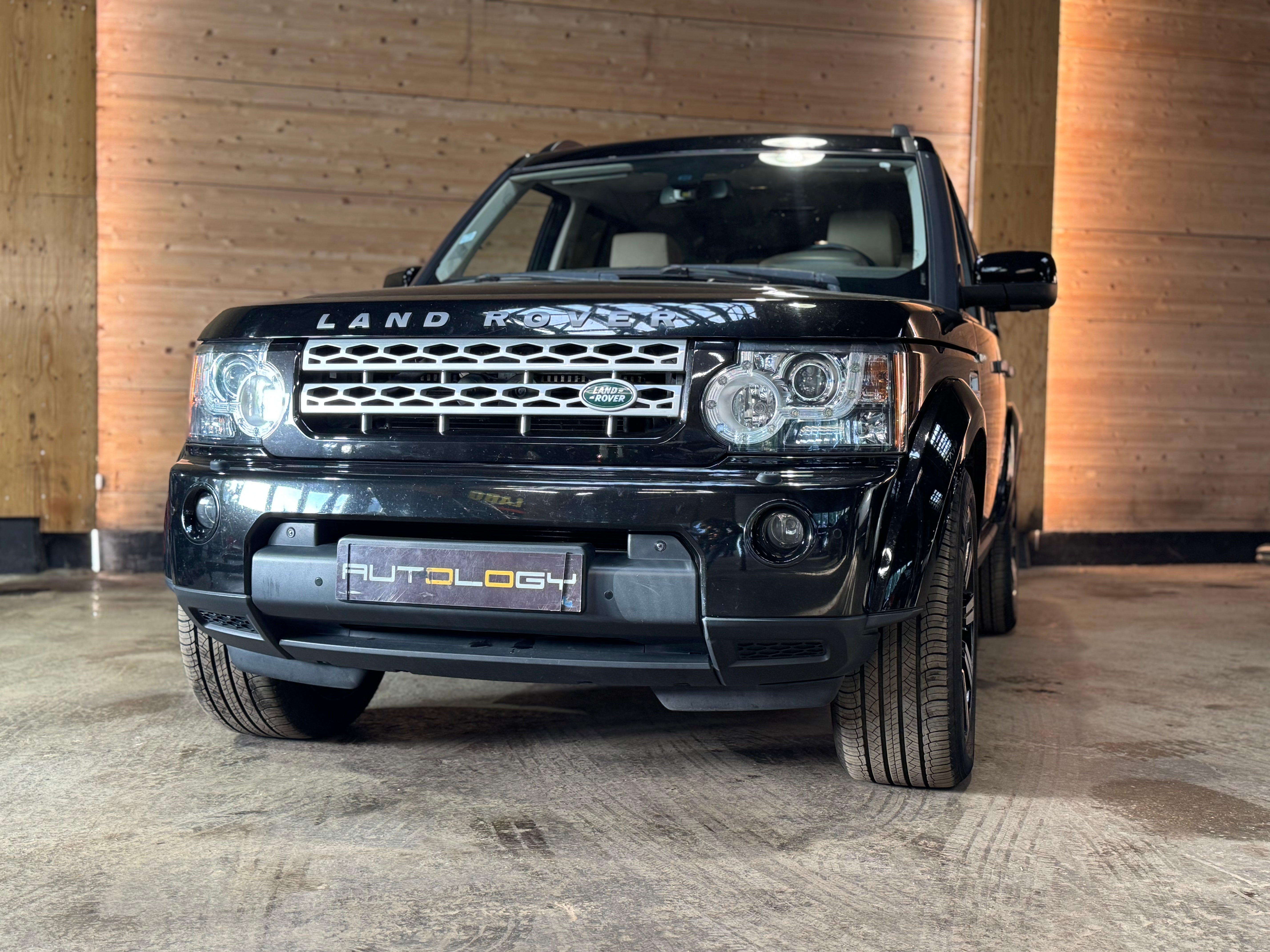 Land Rover Discovery IV SdV6 256ch HSE 7 places