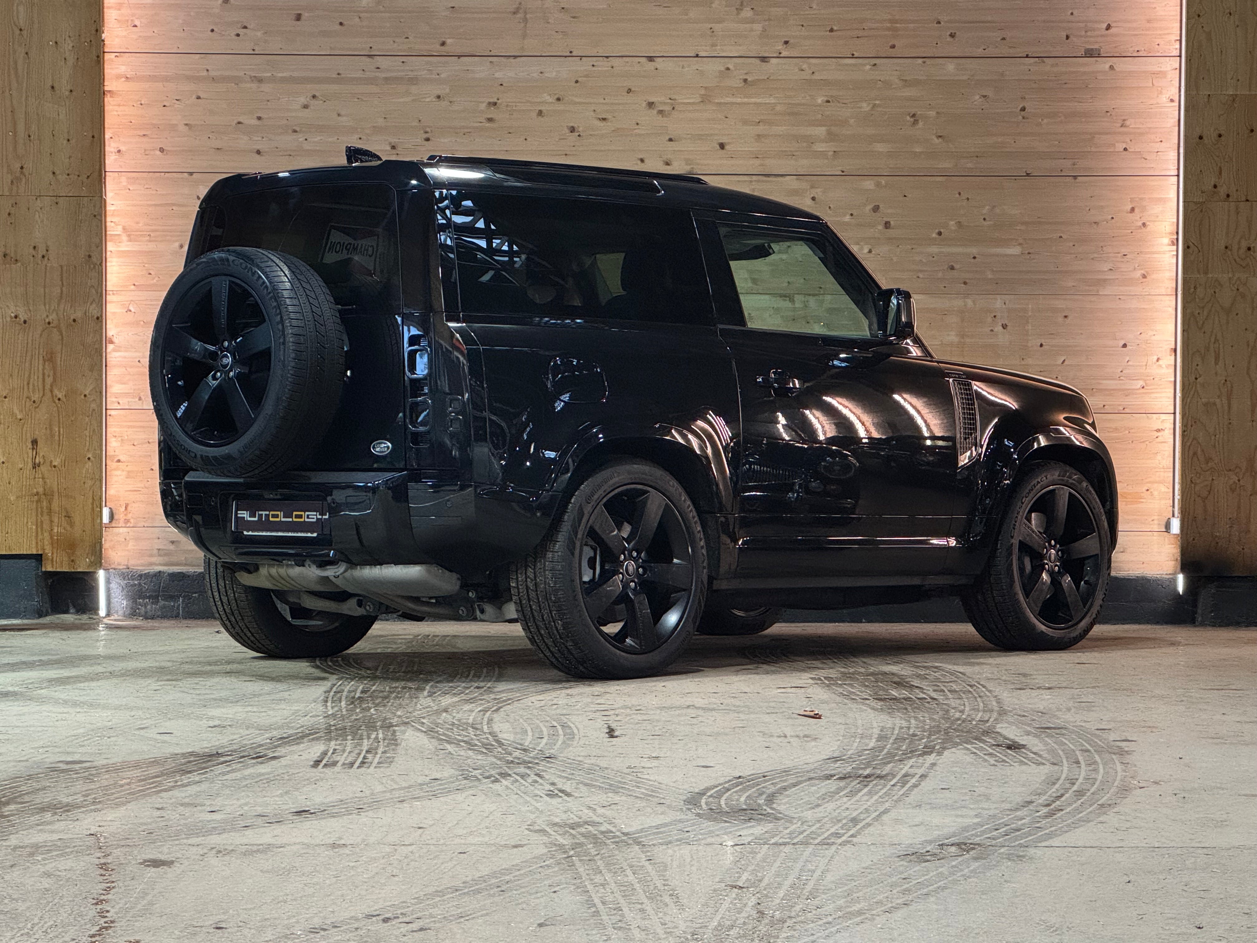 Land Rover Defender 90 D250 XS Edition