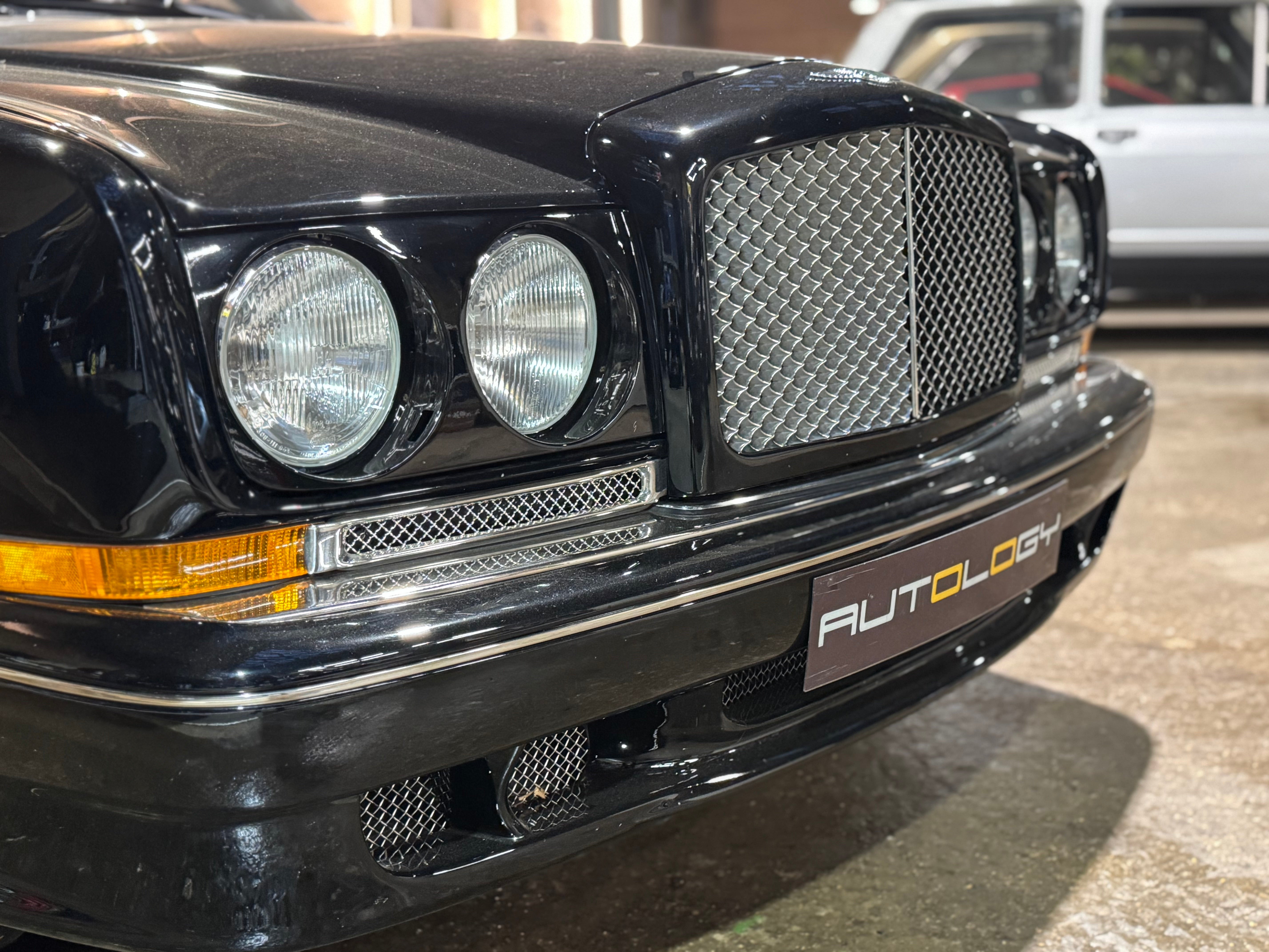 Bentley Contiental R Mulliner (Widebody)