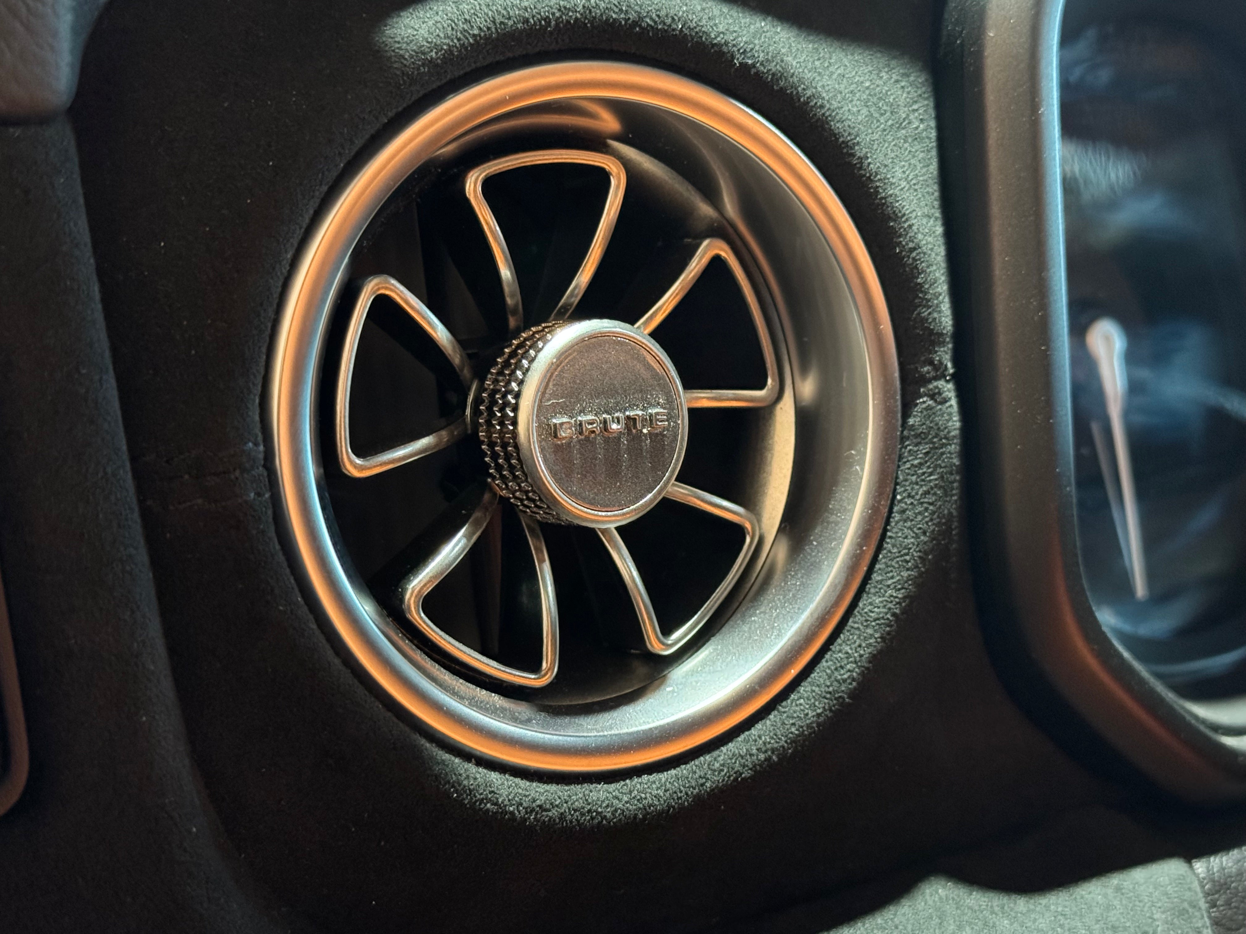 Jeep Wrangler JL Unlimited 4xe "Brute"