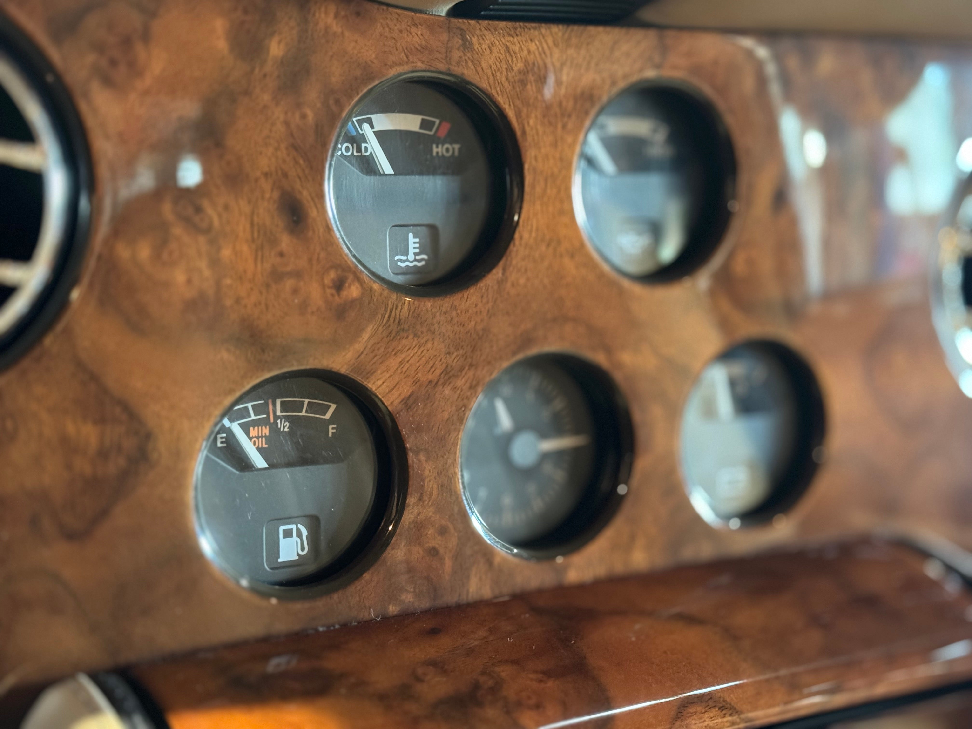 Bentley Brooklands R