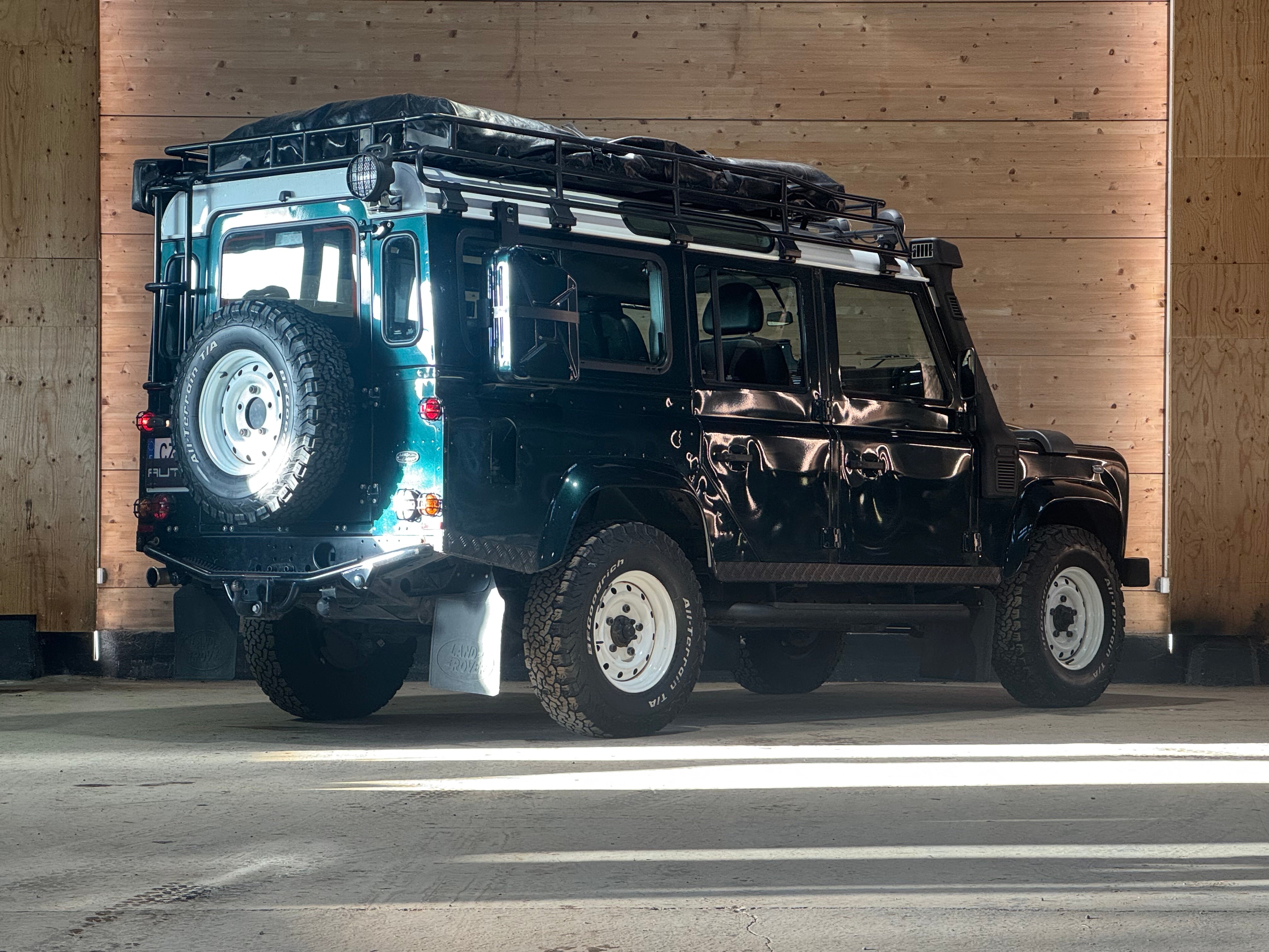 Land Rover Defender 110 Station Wagon Td4 E