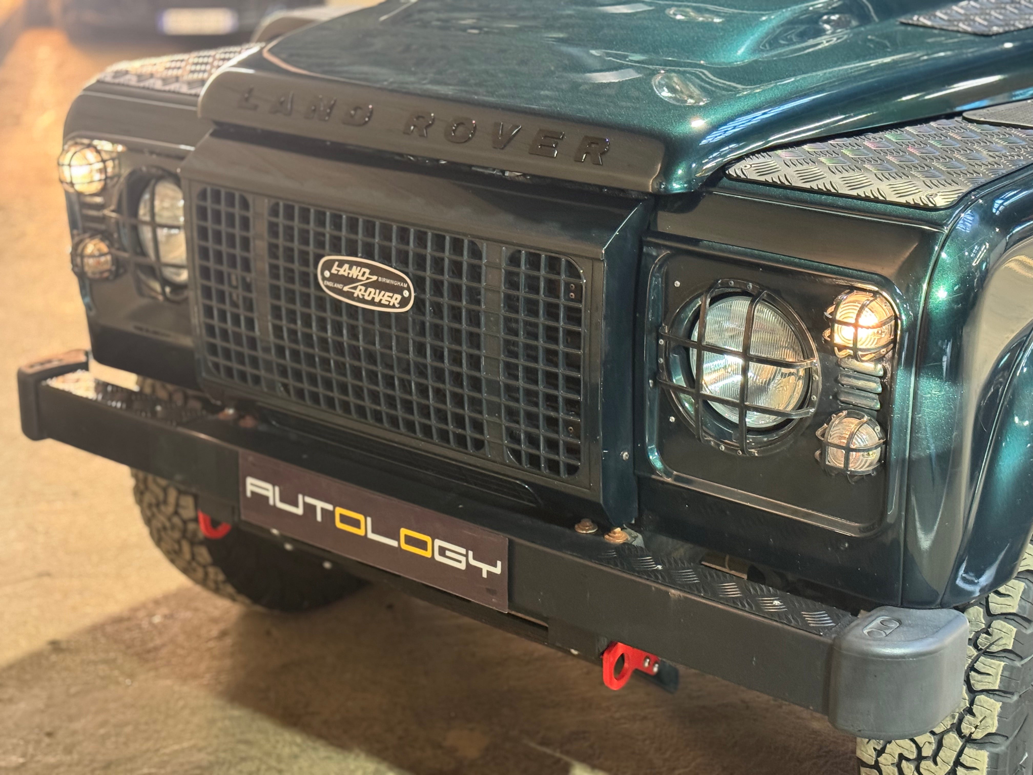 Land Rover Defender 110 Station Wagon Td4 E