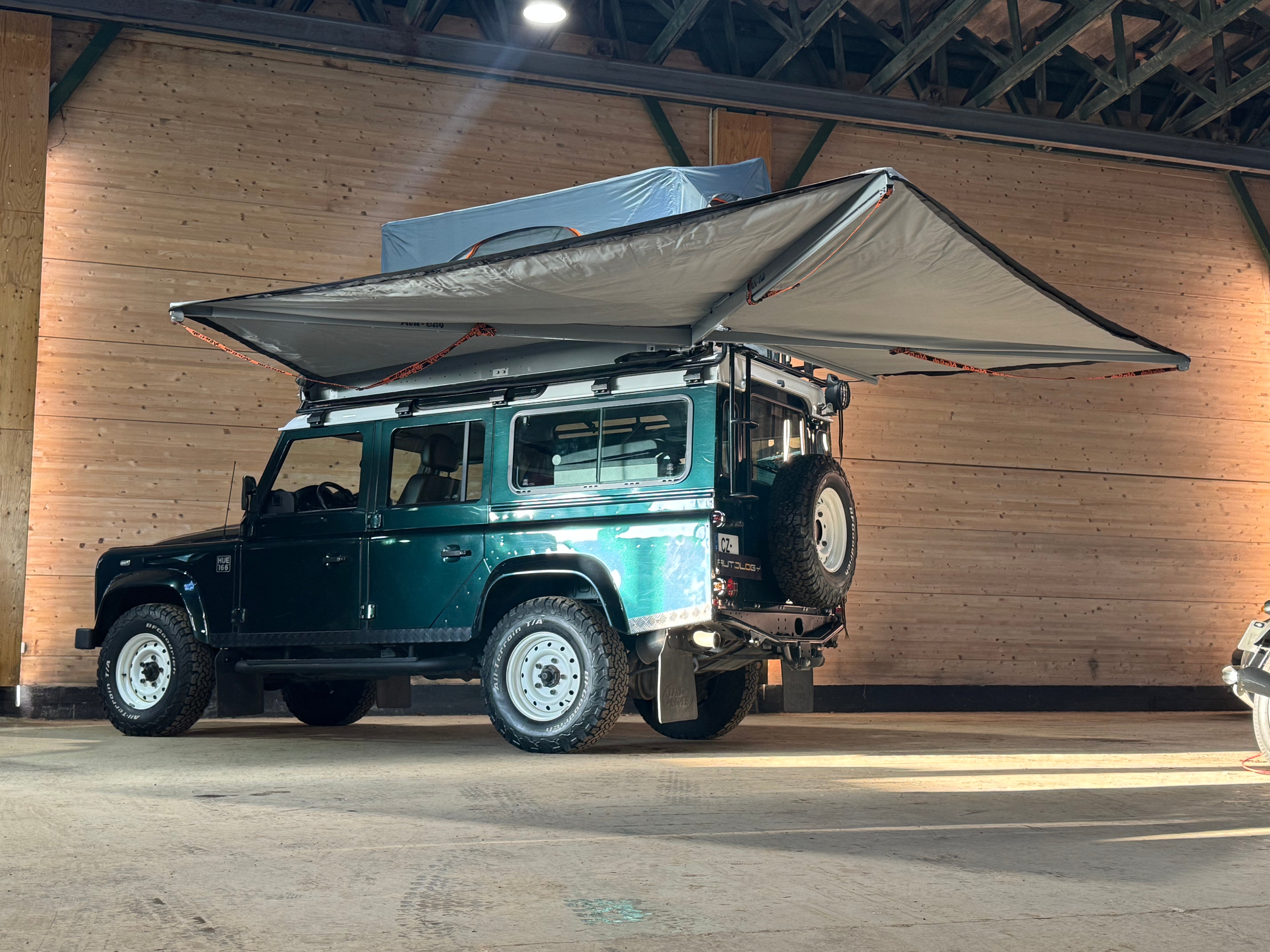 Land Rover Defender 110 Station Wagon Td4 E