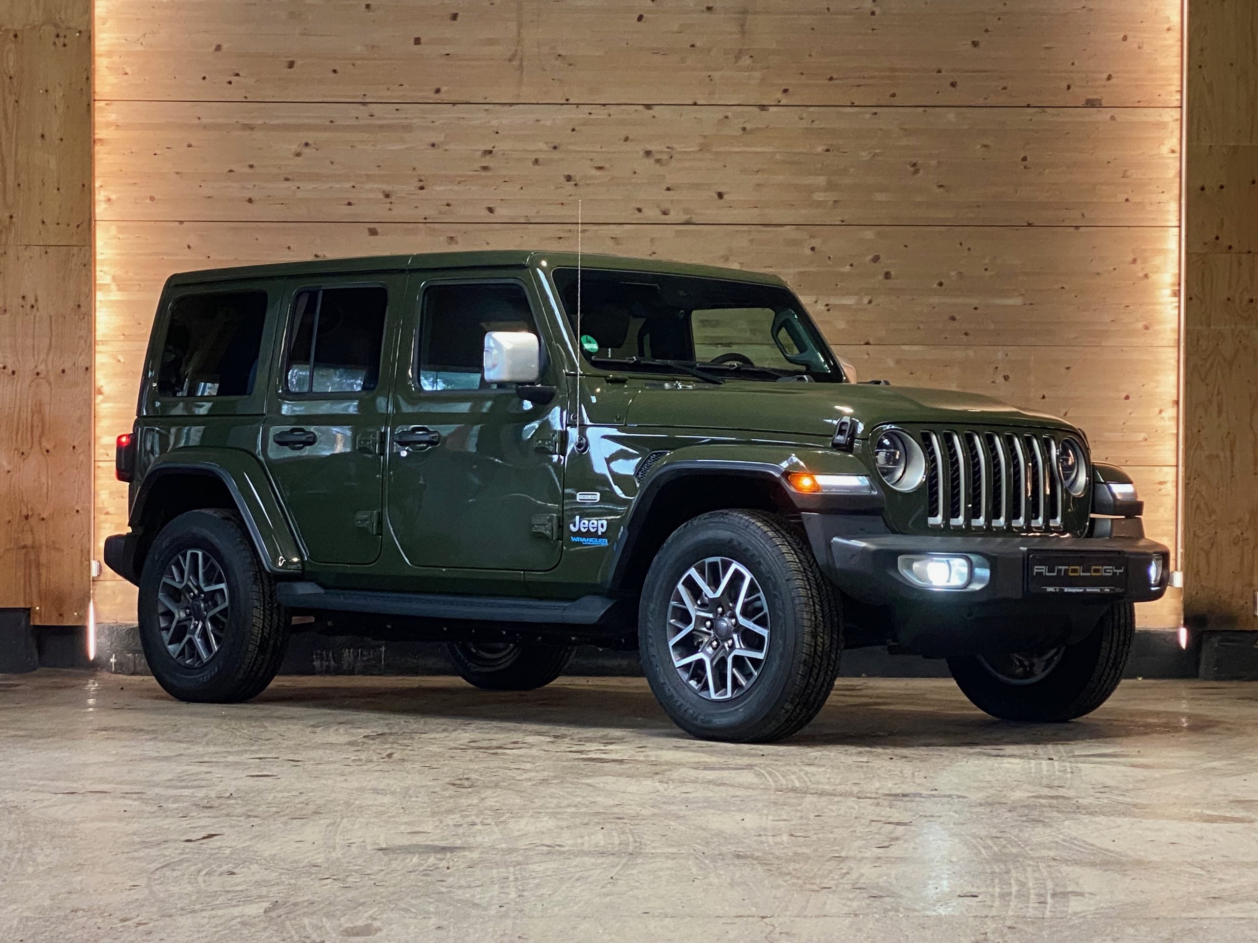 Jeep Wrangler Unlimited 4xe Overland