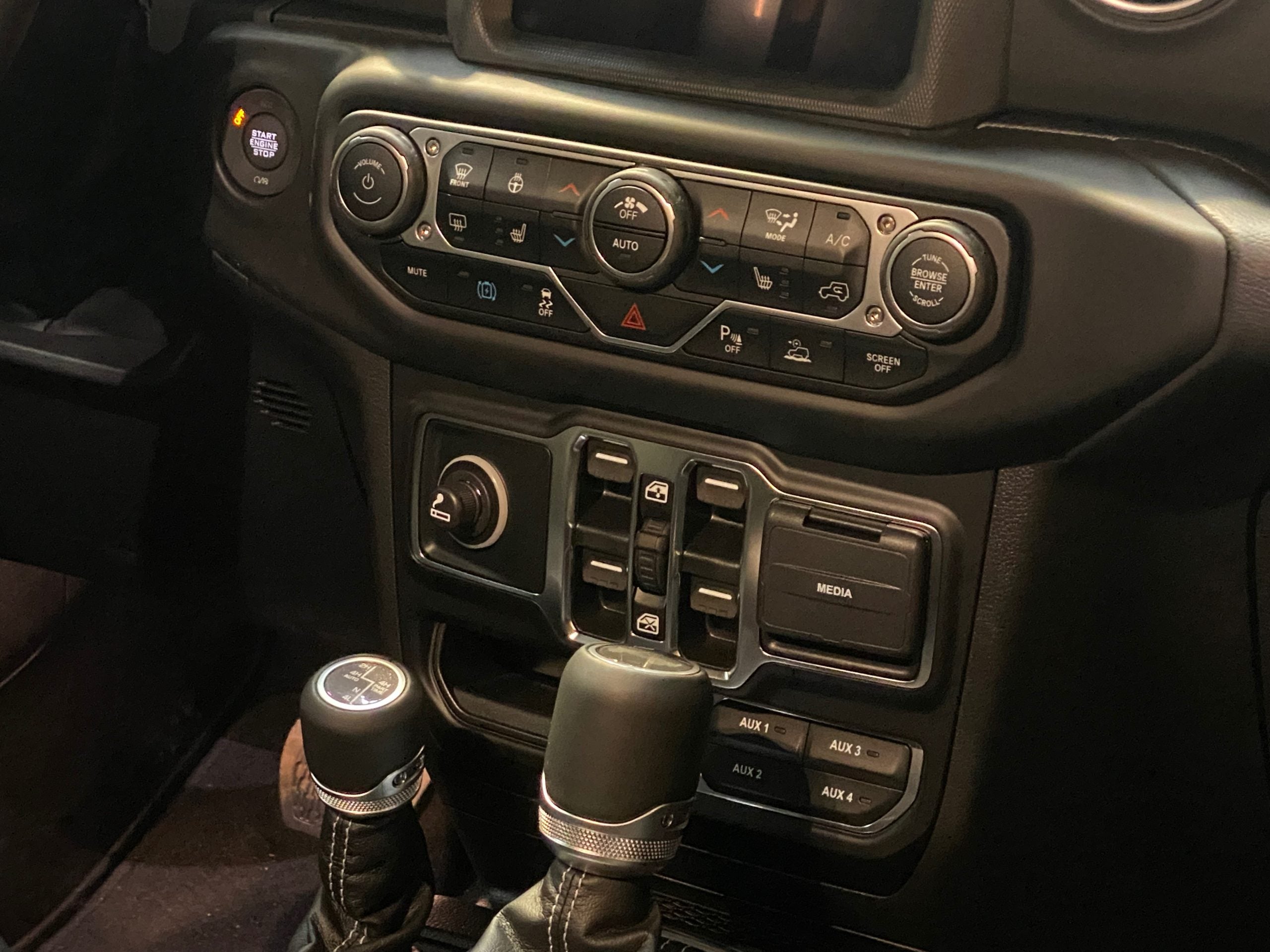 Jeep Wrangler Unlimited 4xe Overland
