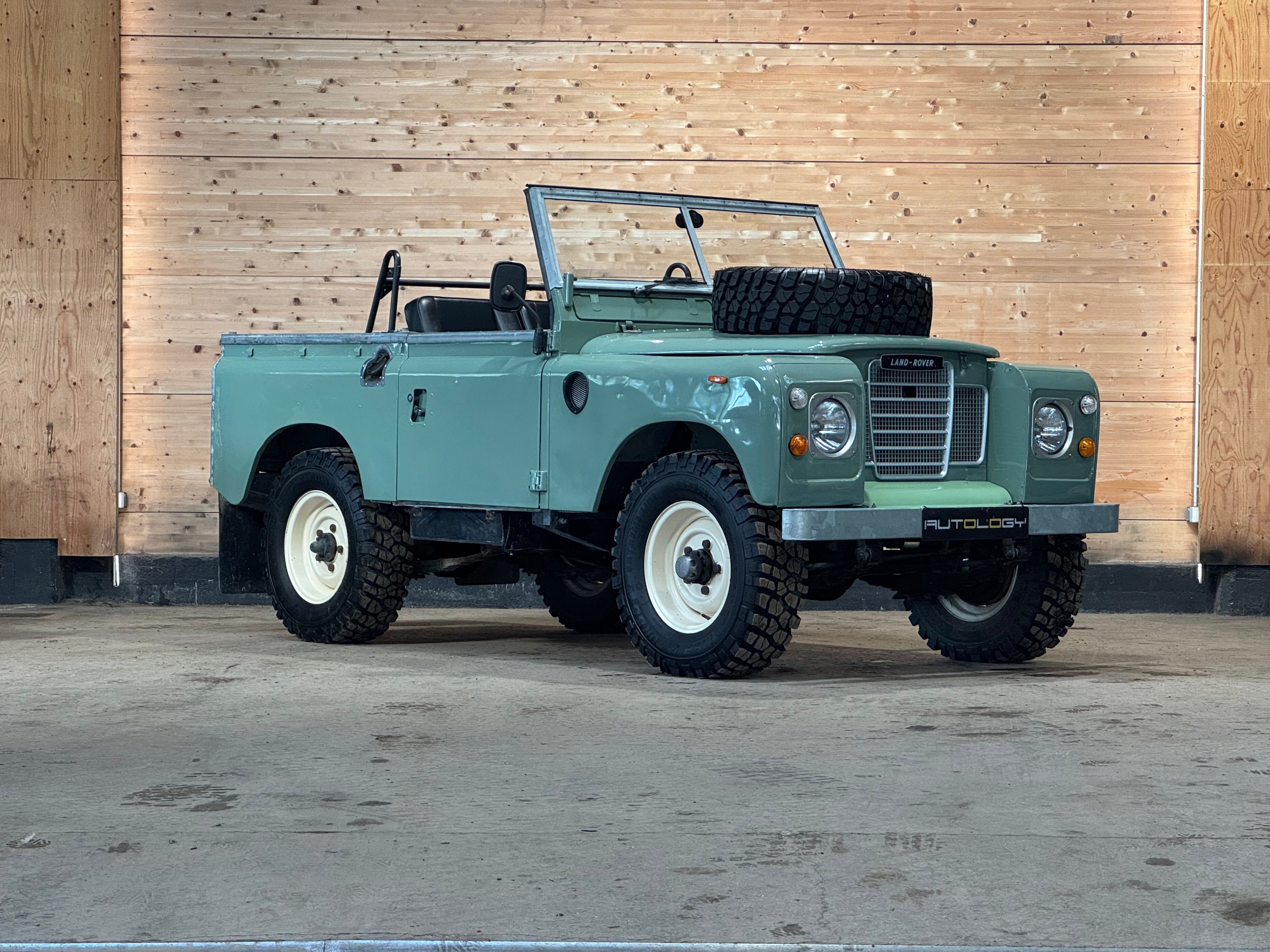 Land Rover 88 Serie III 2.2d