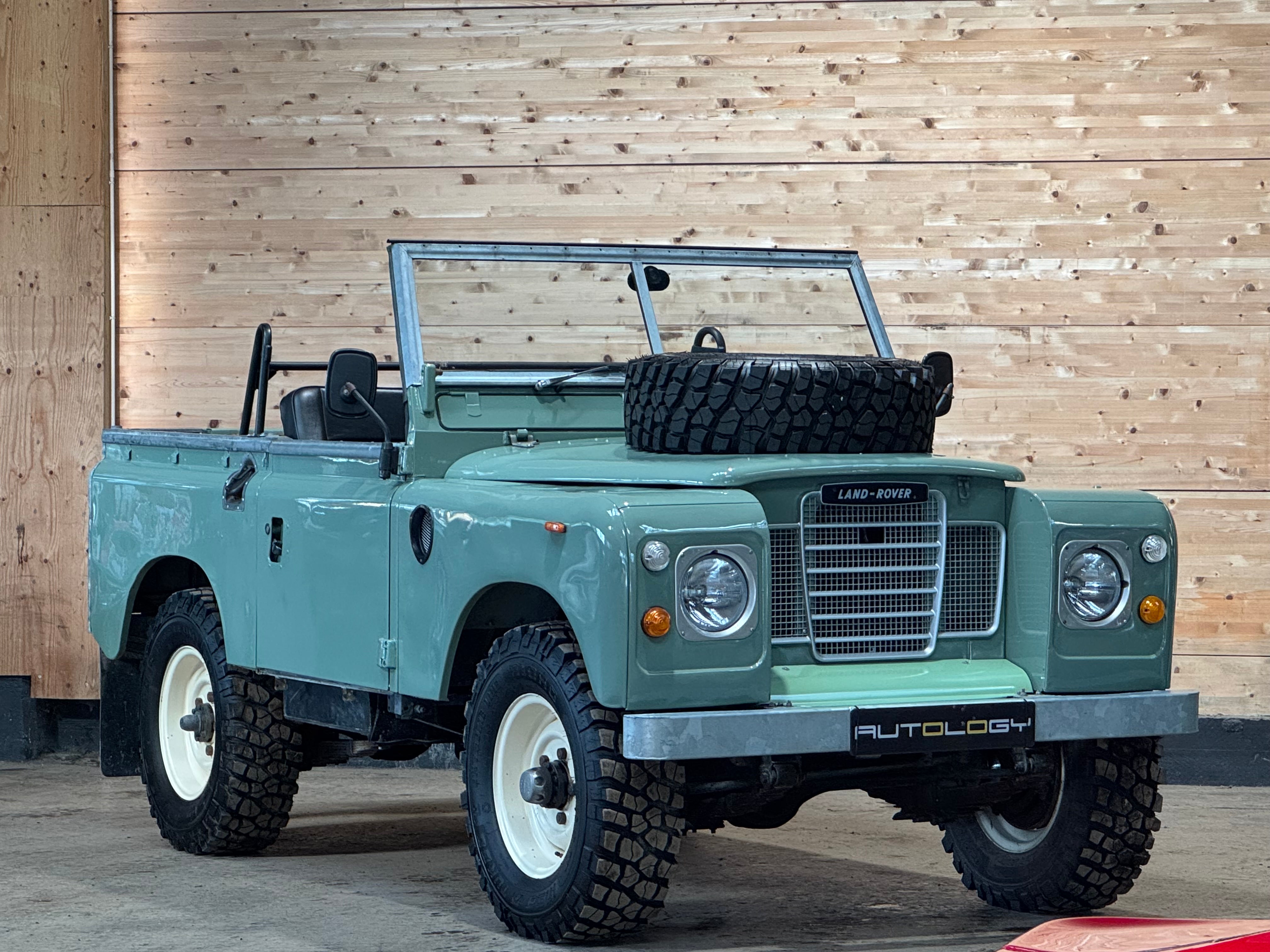 Land Rover 88 Serie III 2.2d