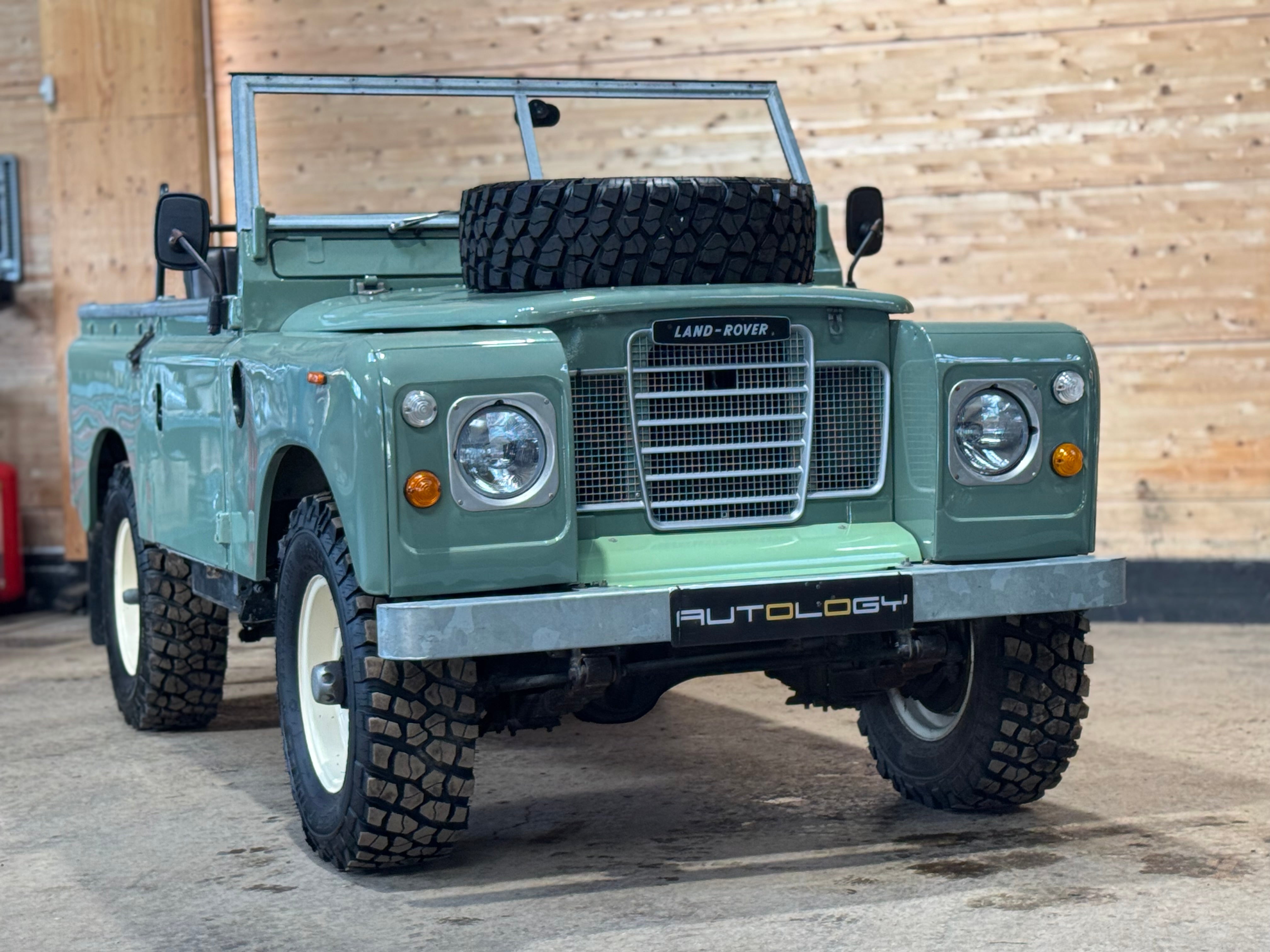 Land Rover 88 Serie III 2.2d