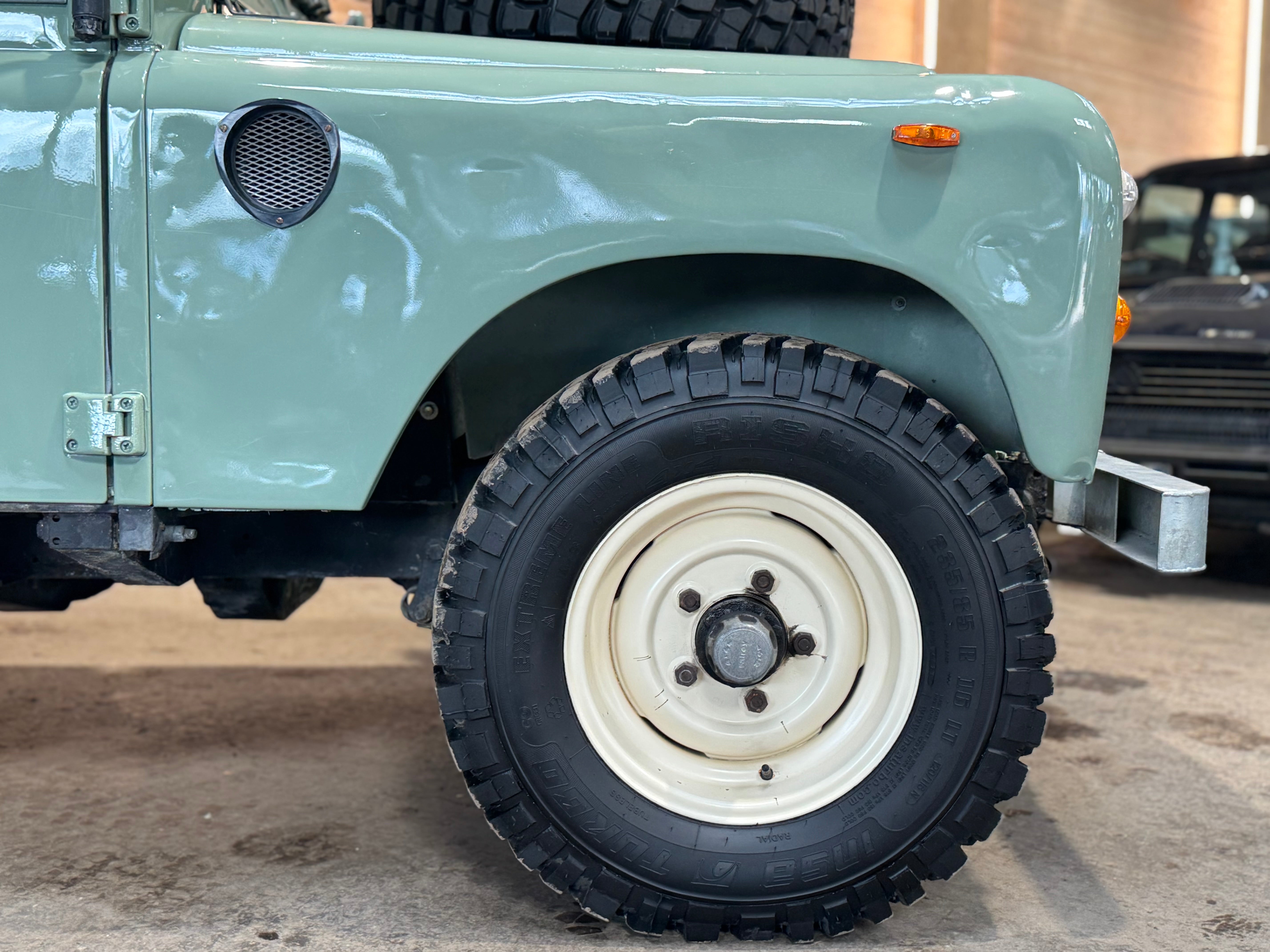 Land Rover 88 Serie III 2.2d