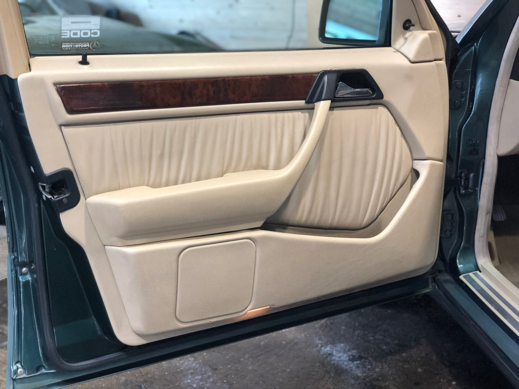 Mercedes 300TE-24 BVA