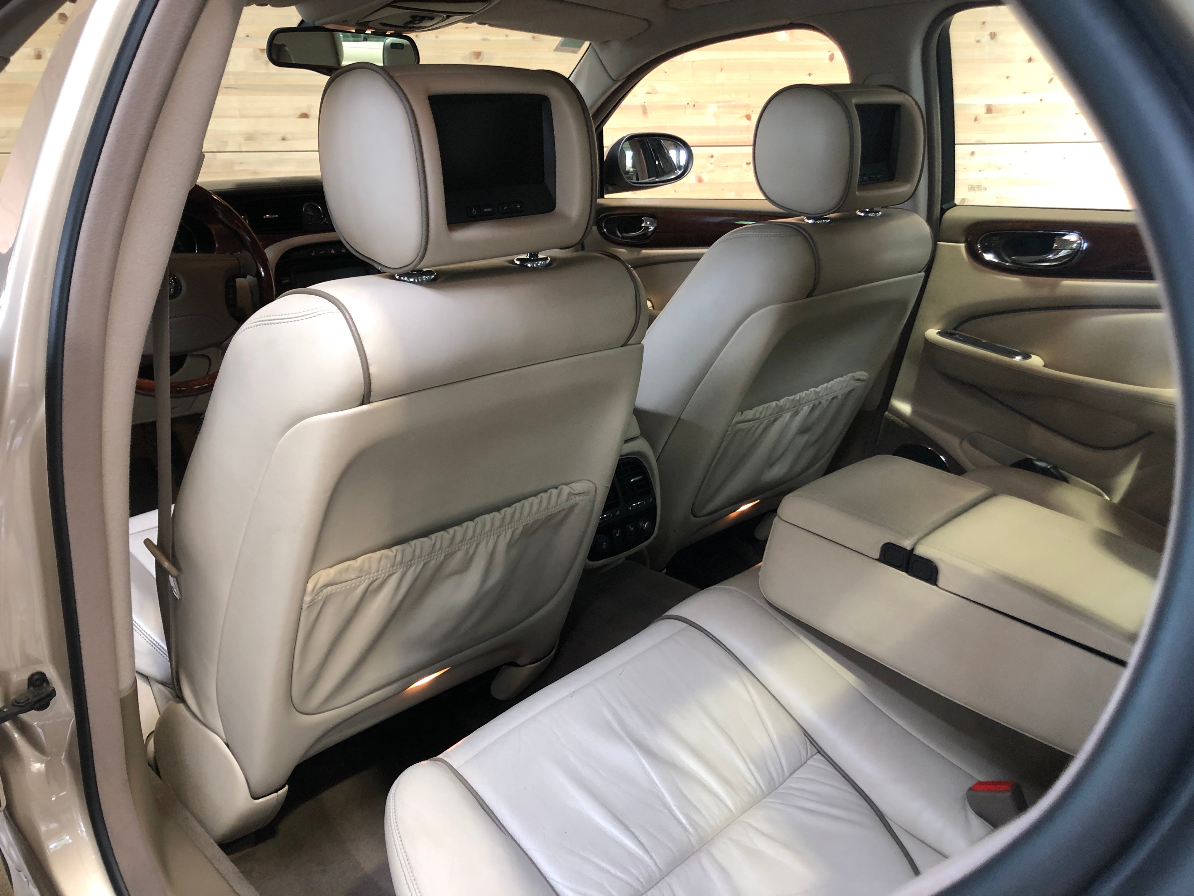 Jaguar XJ Super V8