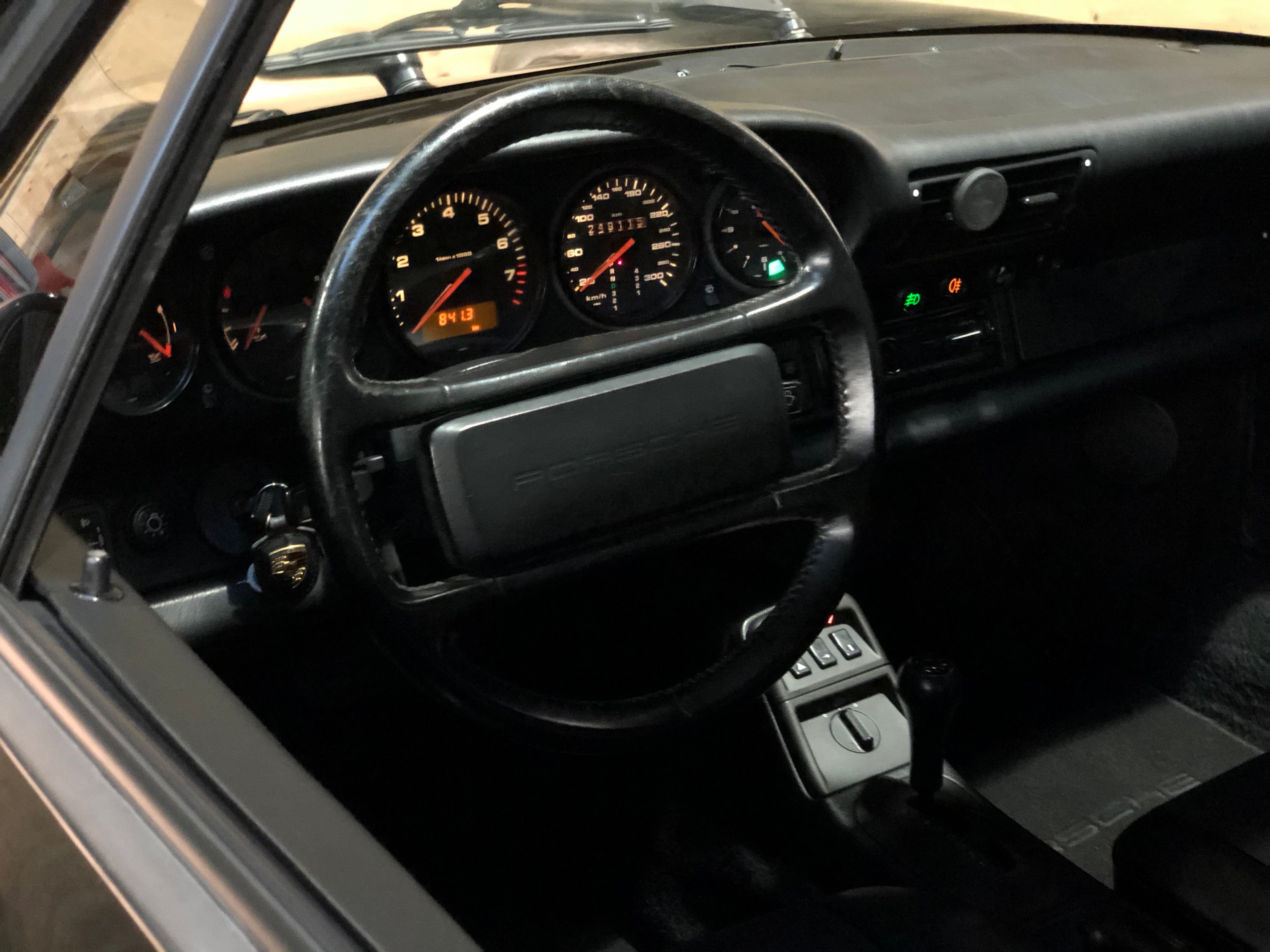 Porsche 964 Carrera 2 Tiptronic