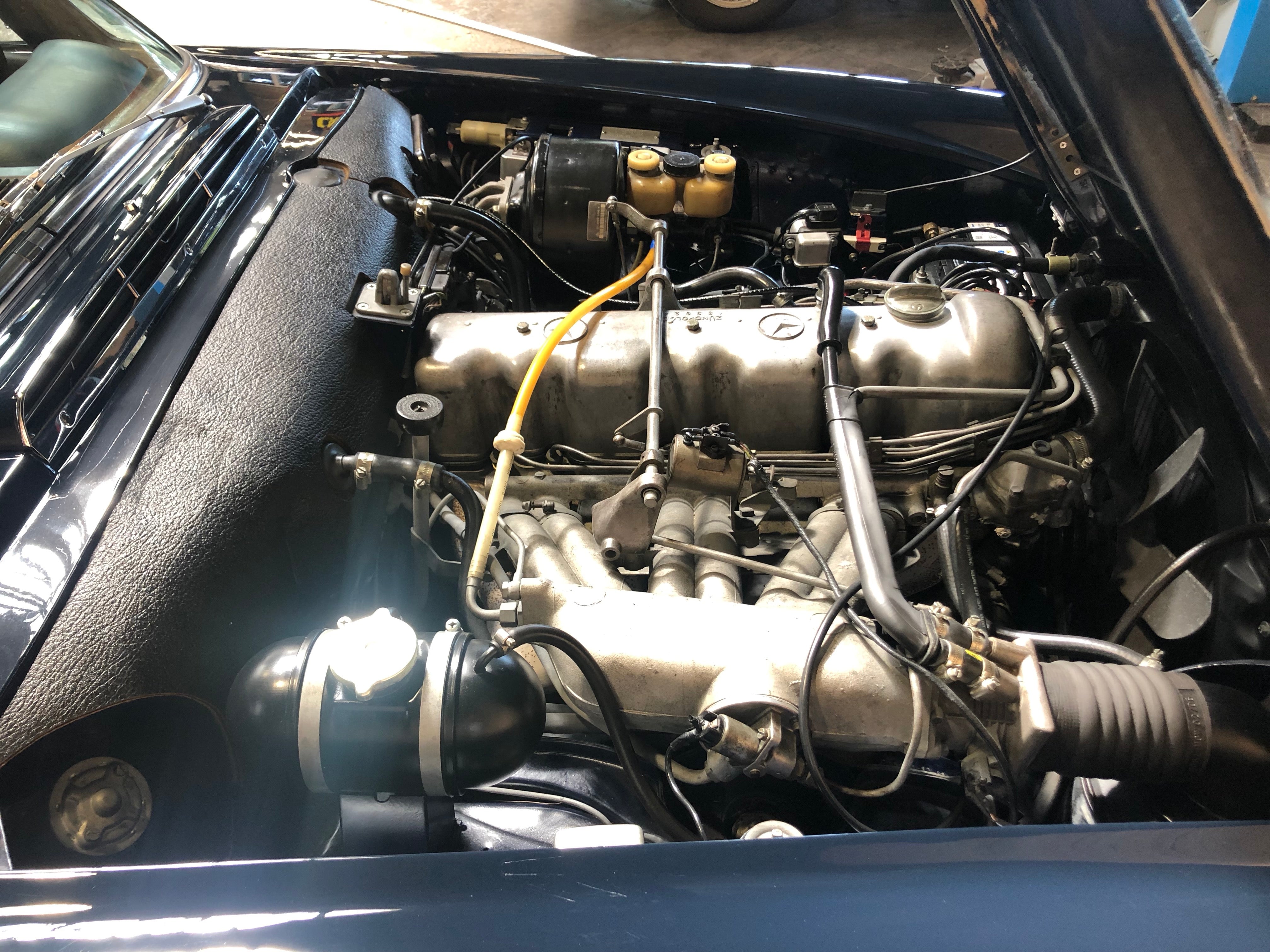 Mercedes 280 SL "Pagode" BVA