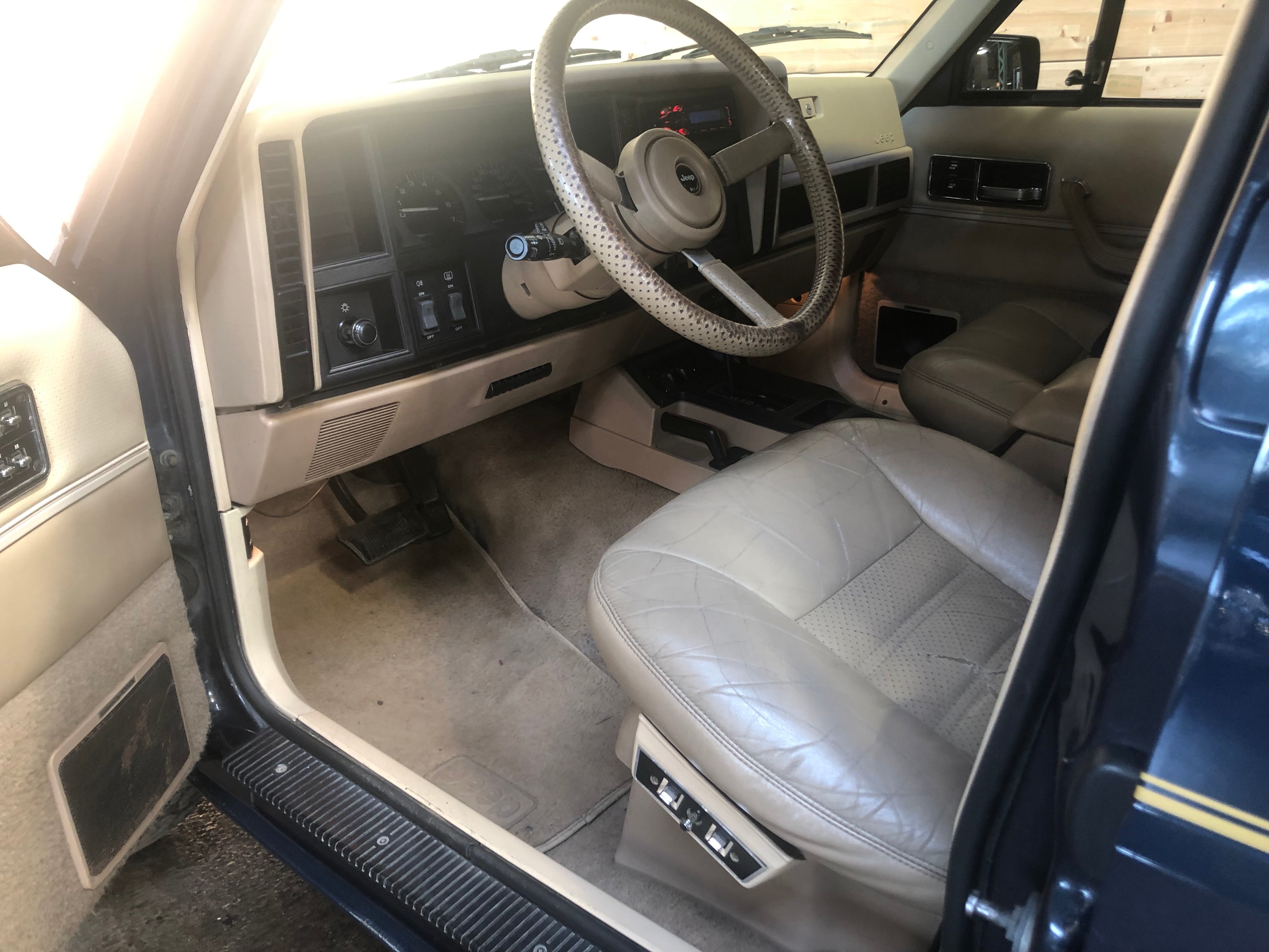 Jeep Cherokee 4.0 Limited BVA