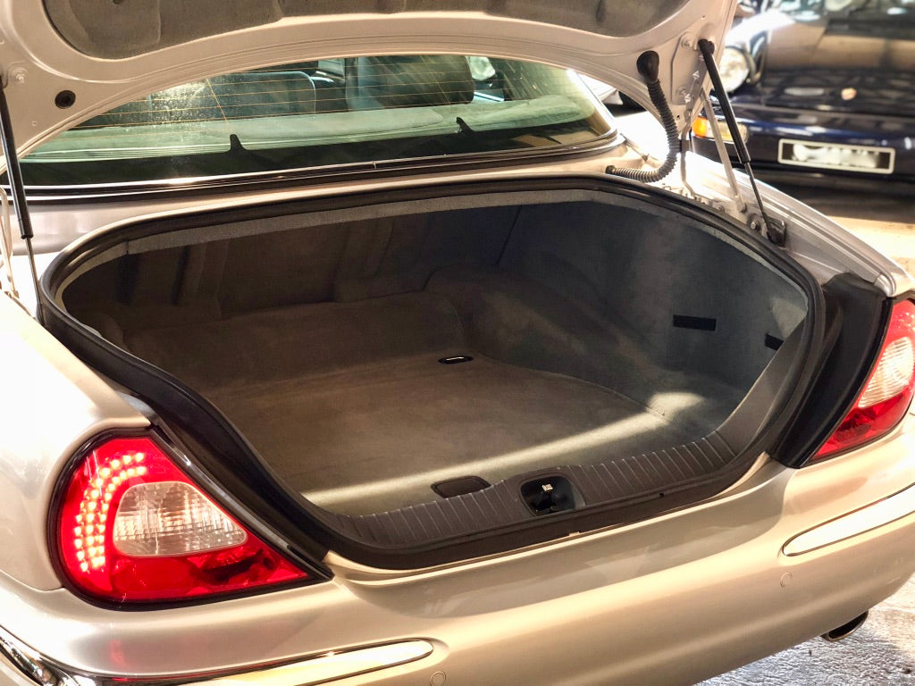 Jaguar XJR 4.2 BVA6