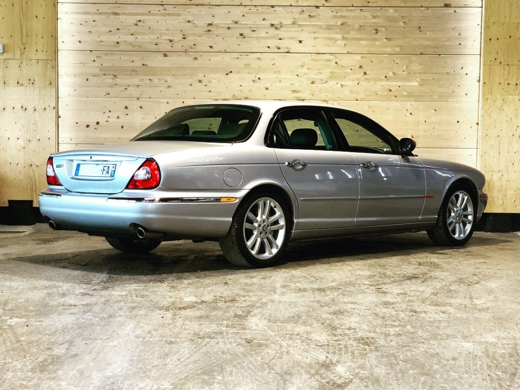 Jaguar XJR 4.2 BVA6