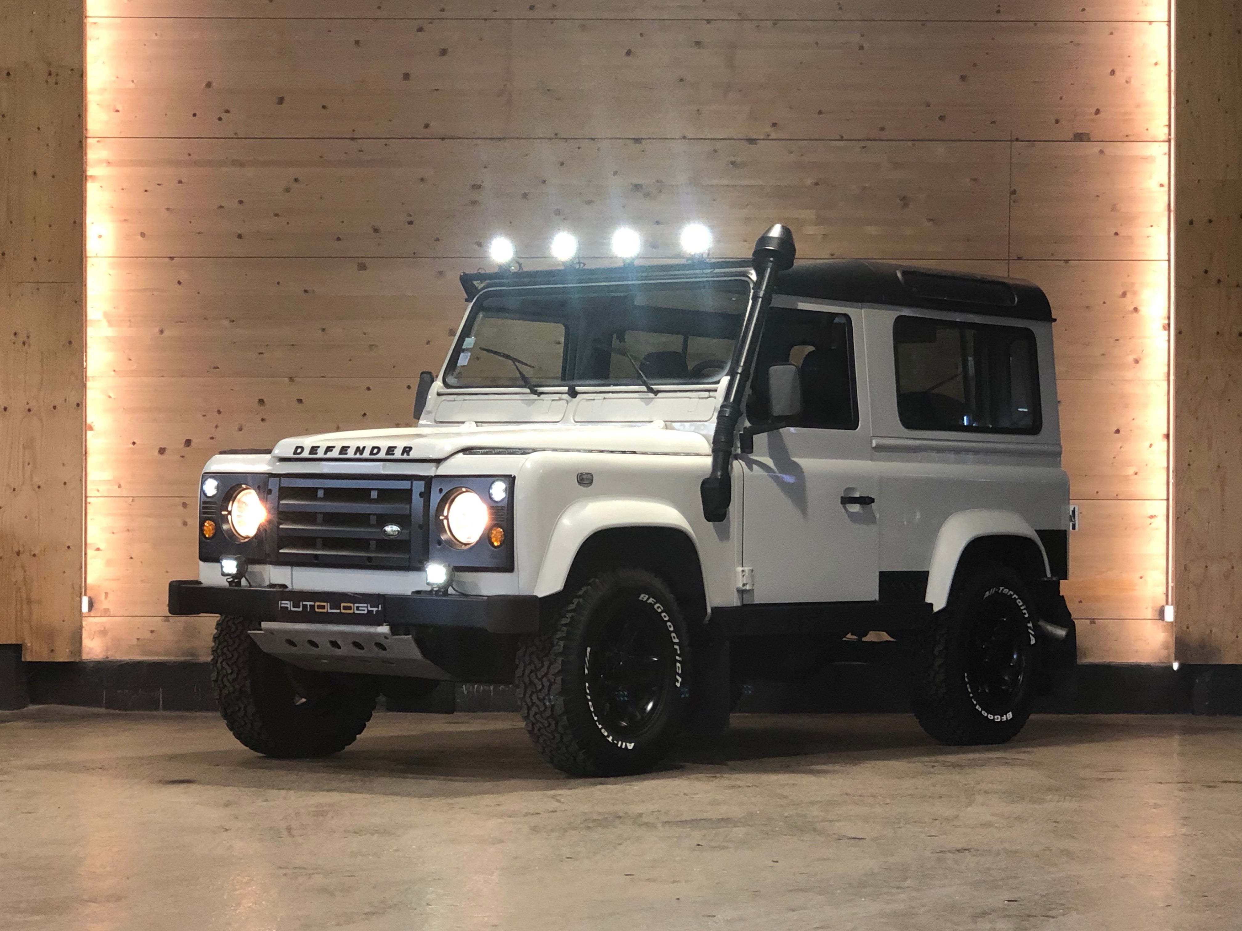 Land Rover Defender 90 HT 200tdi