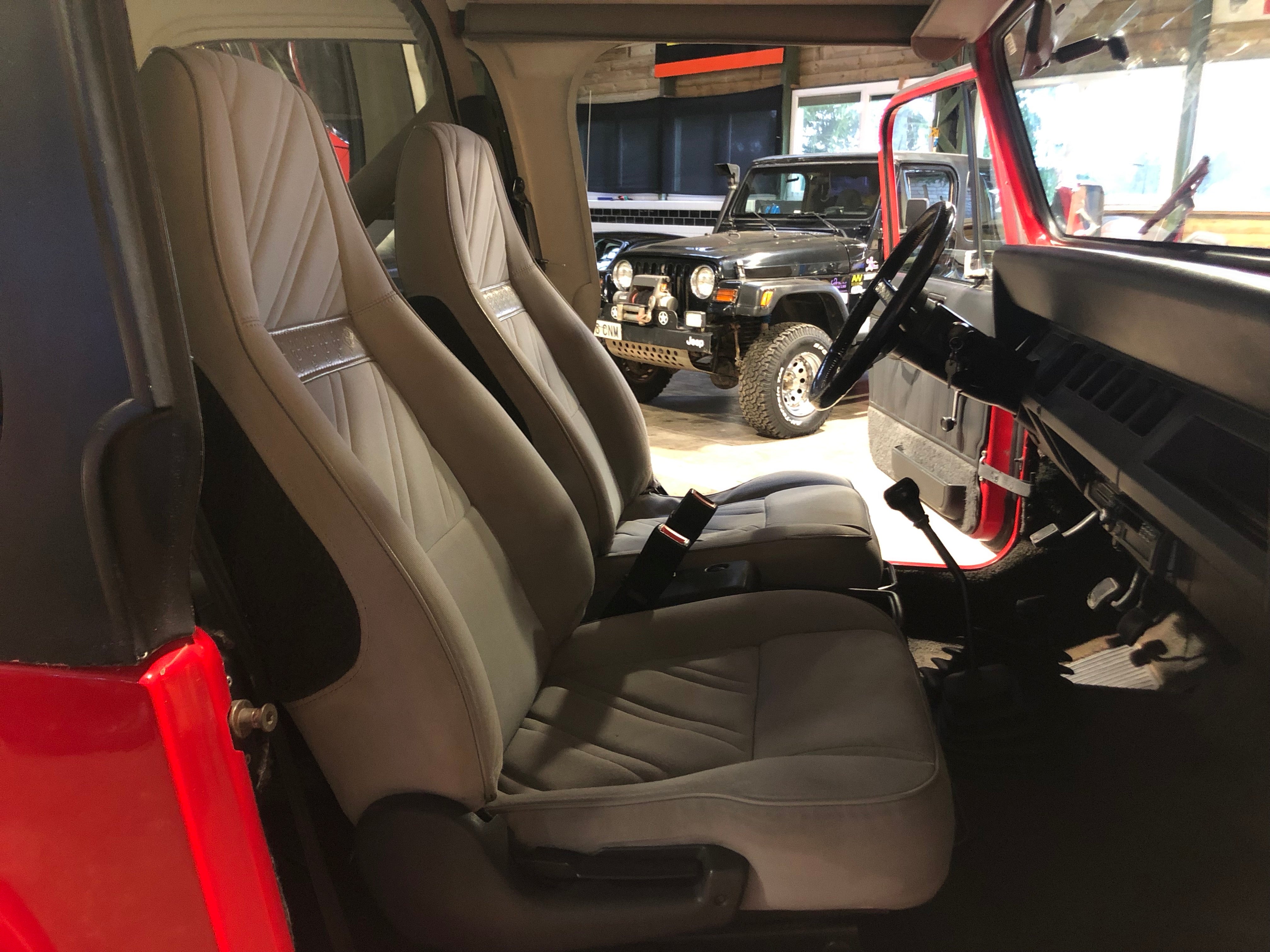 Jeep Wrangler YJ 4.0