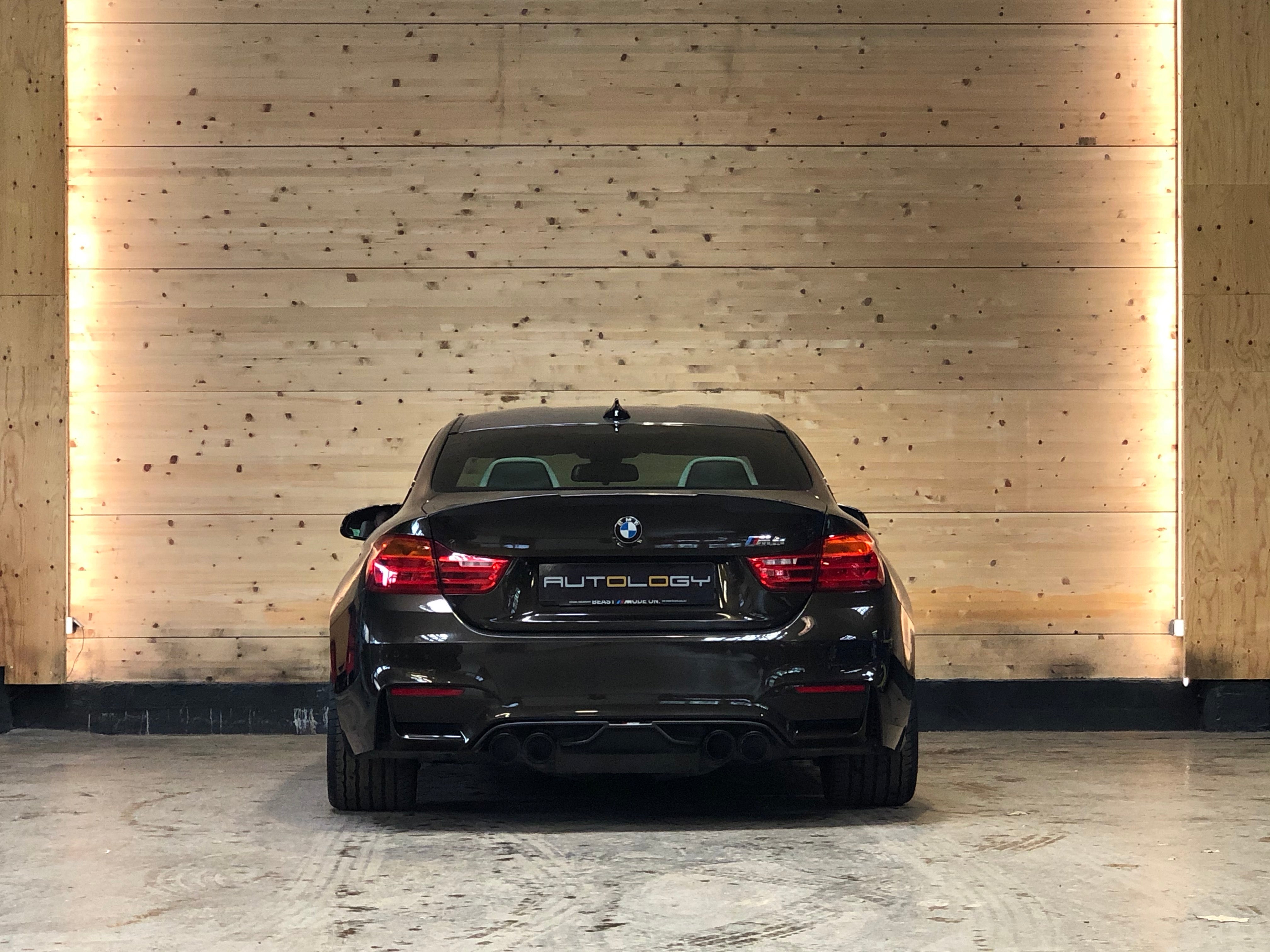 BMW M4 Coupe DKG7
