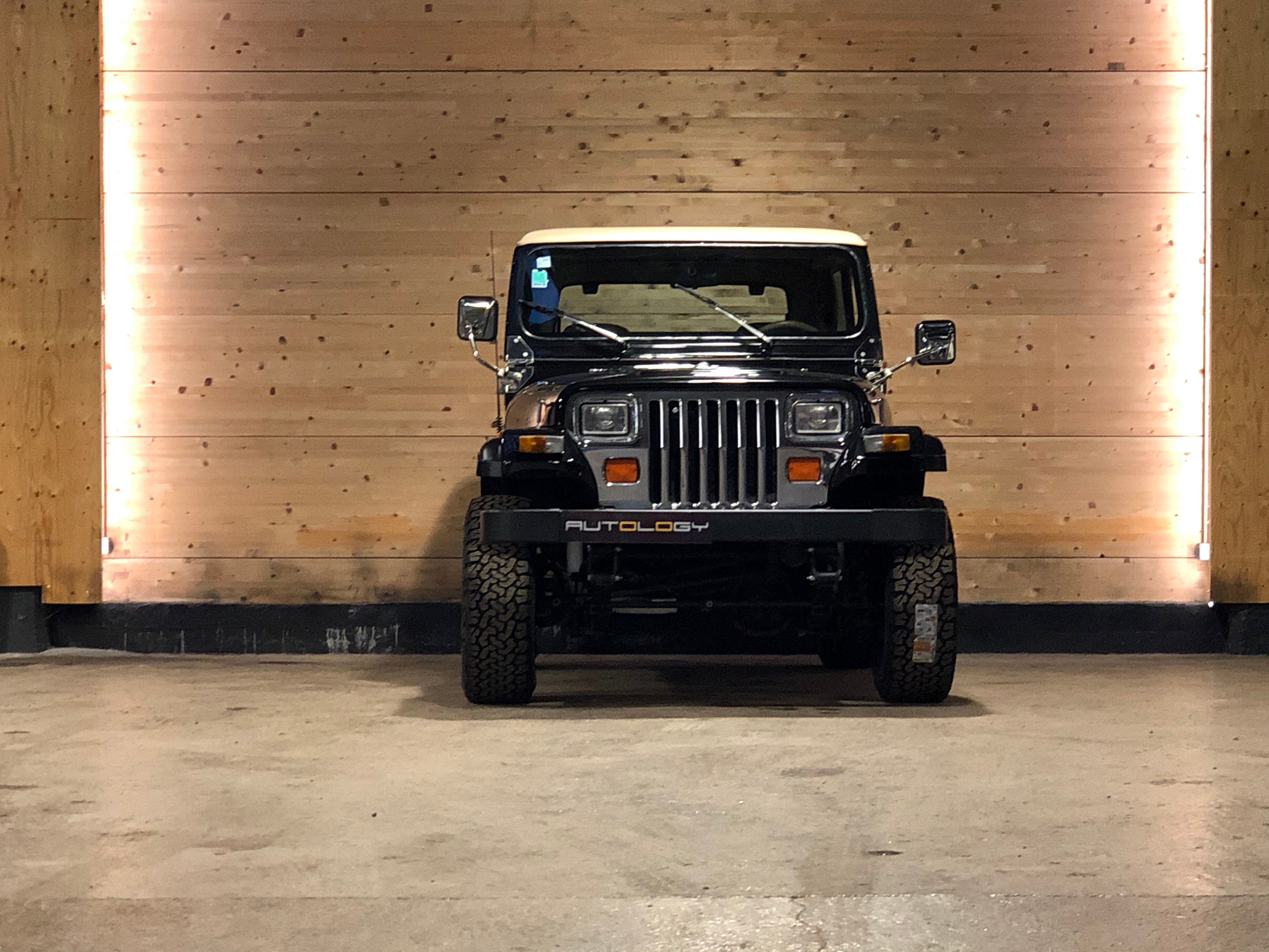 Jeep Wrangler YJ 2.5