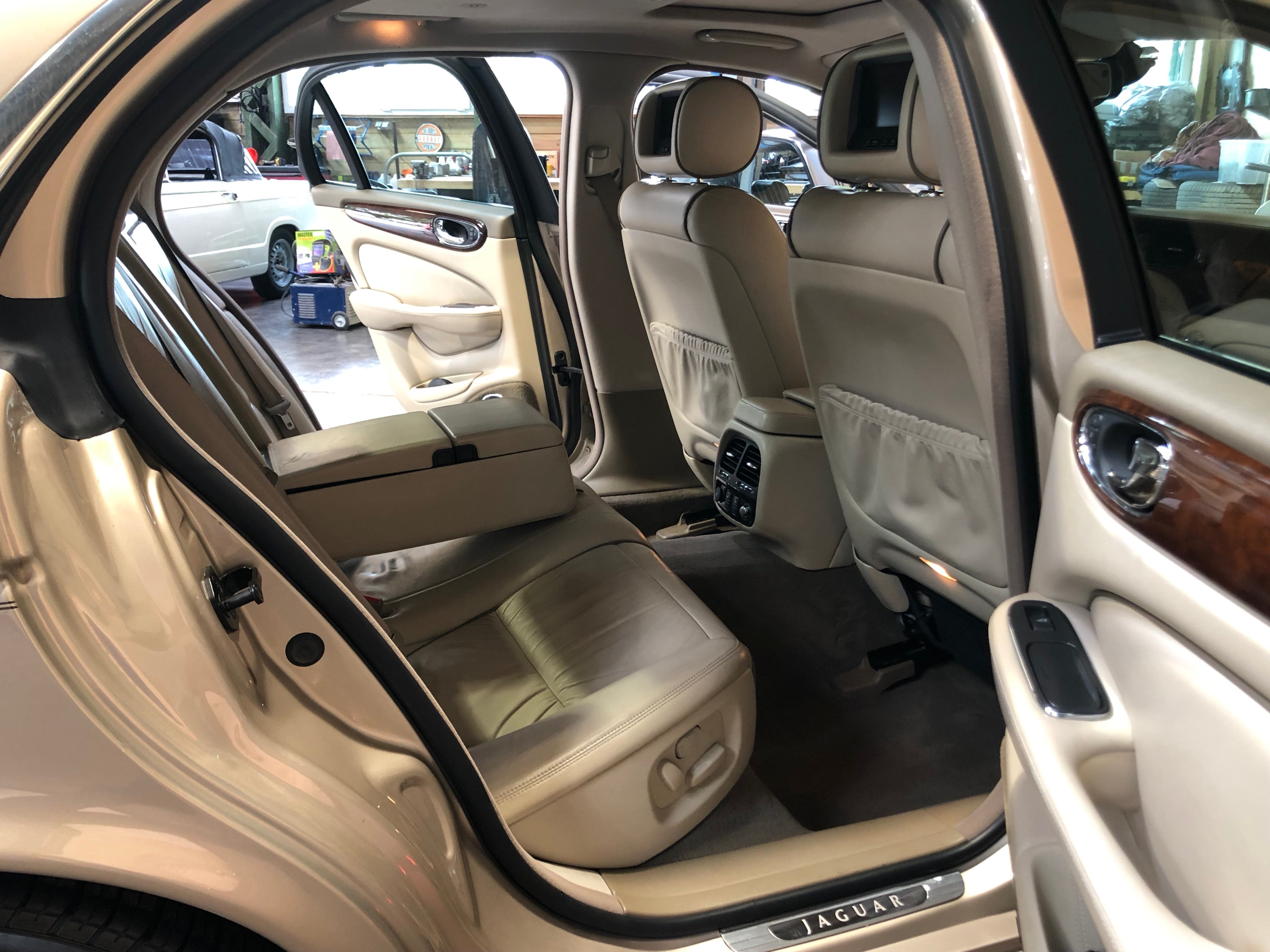 Jaguar XJ Super V8