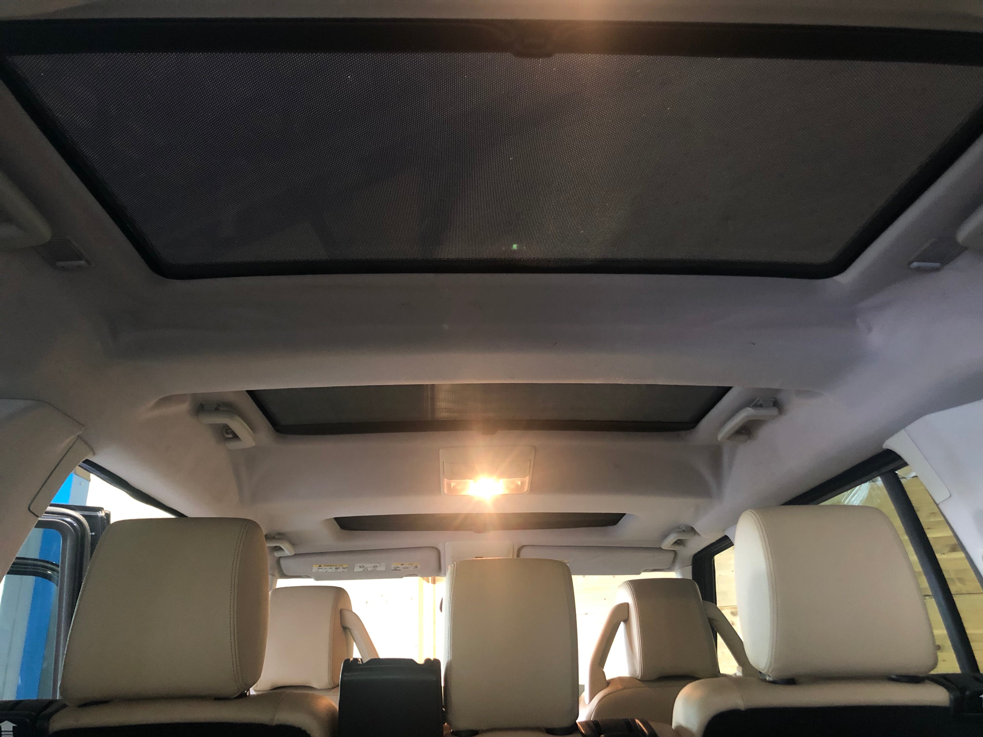 Land Rover Discovery V8 4.4 HSE 7 places