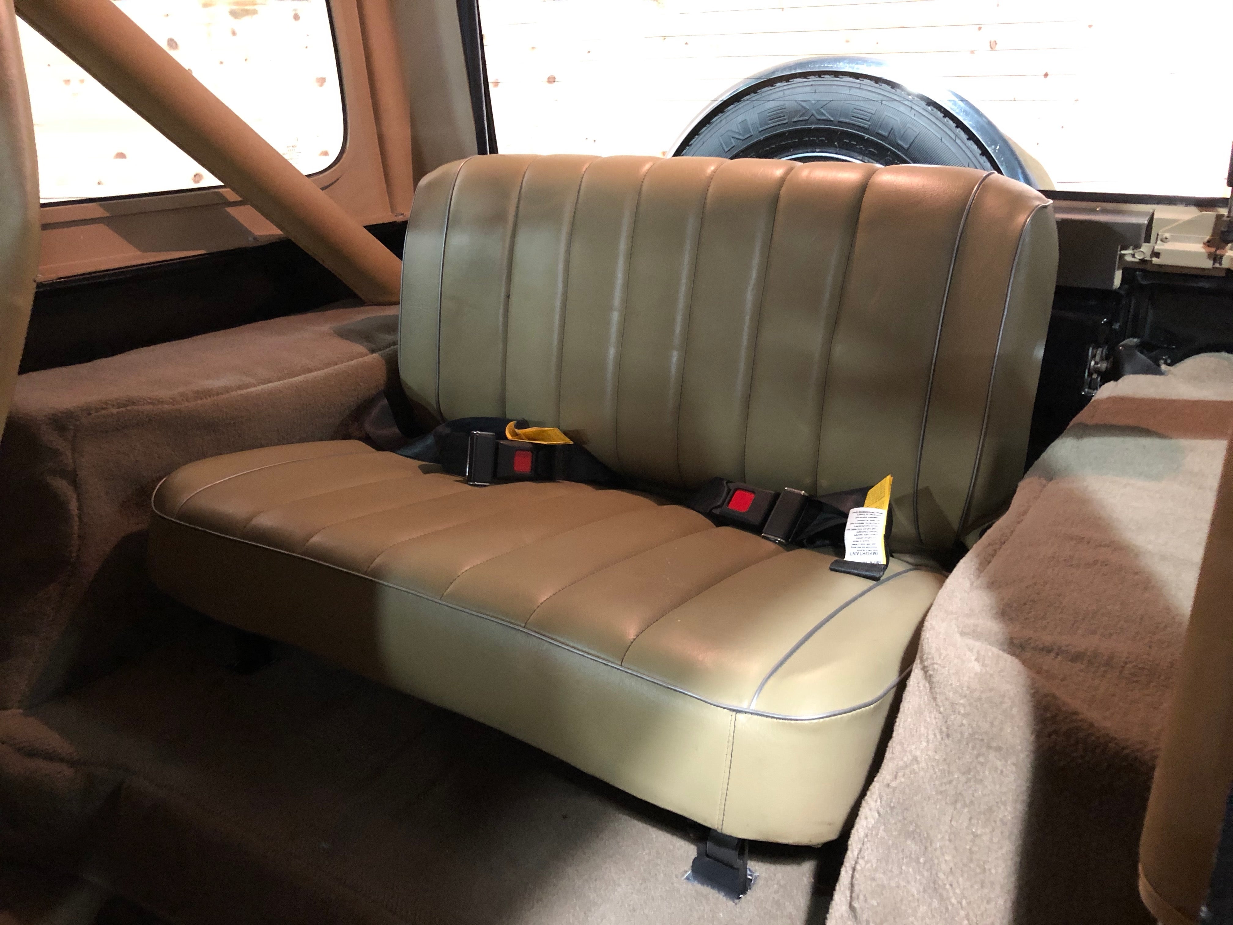 Jeep Wrangler YJ 2.5