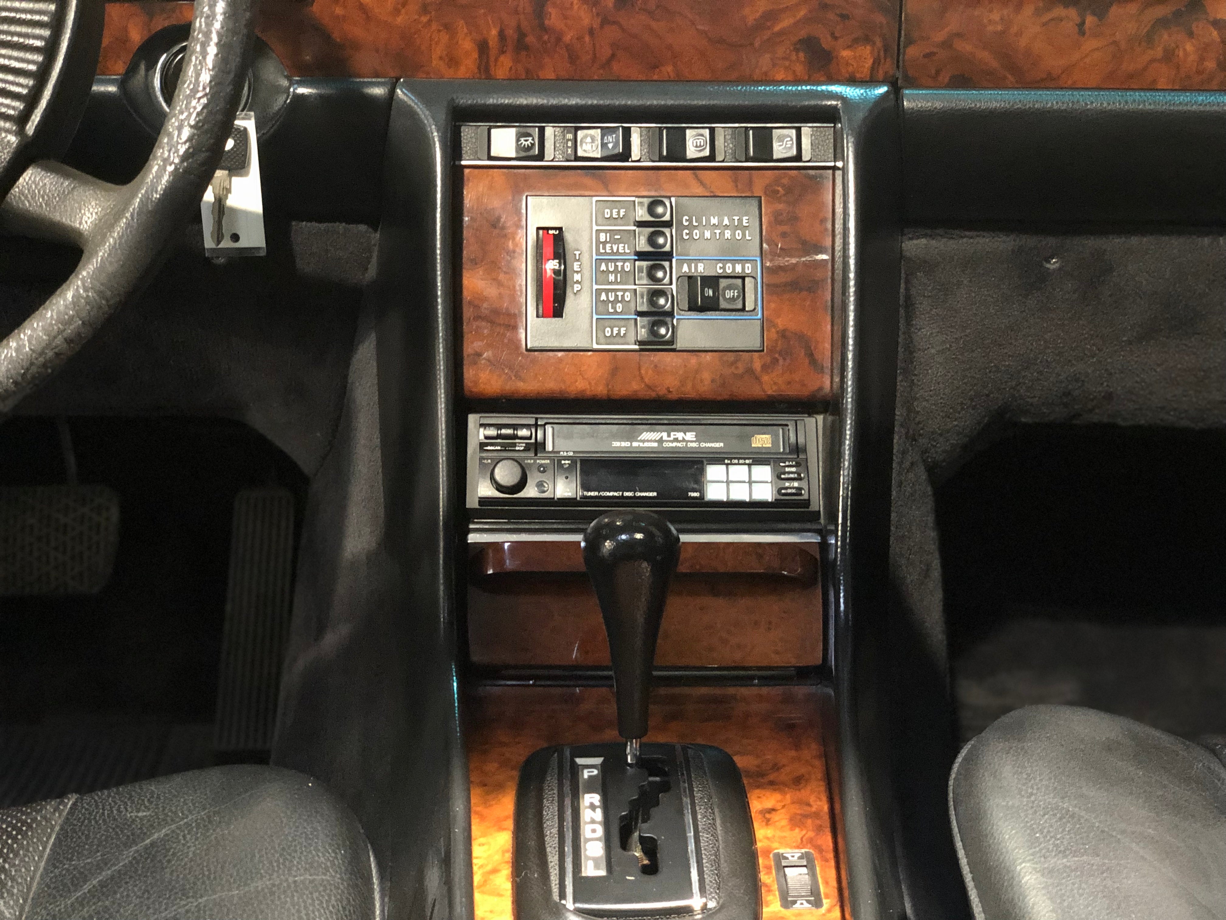 Mercedes 450 SEL 6.9
