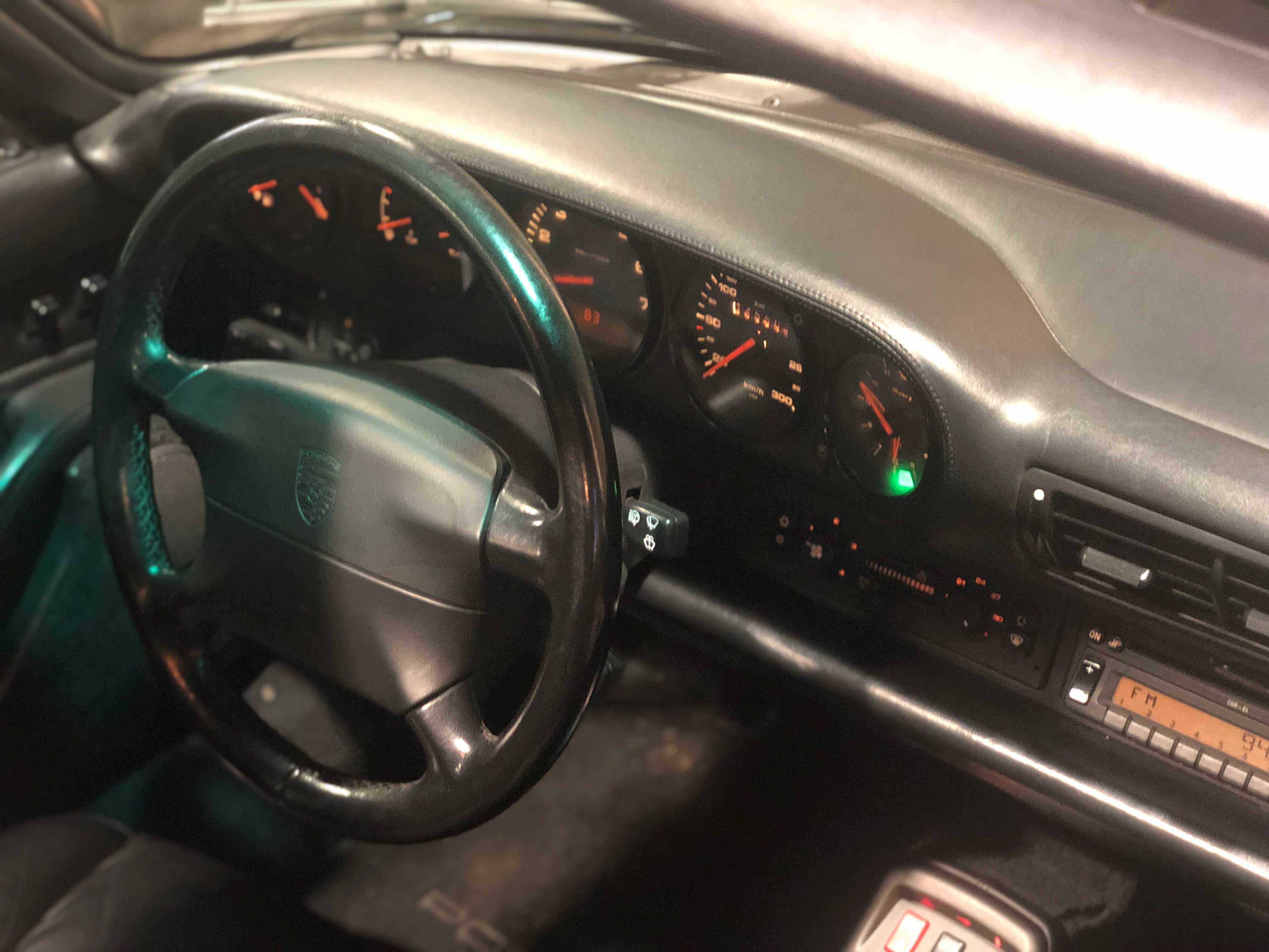 Porsche 993 Carrera 4S