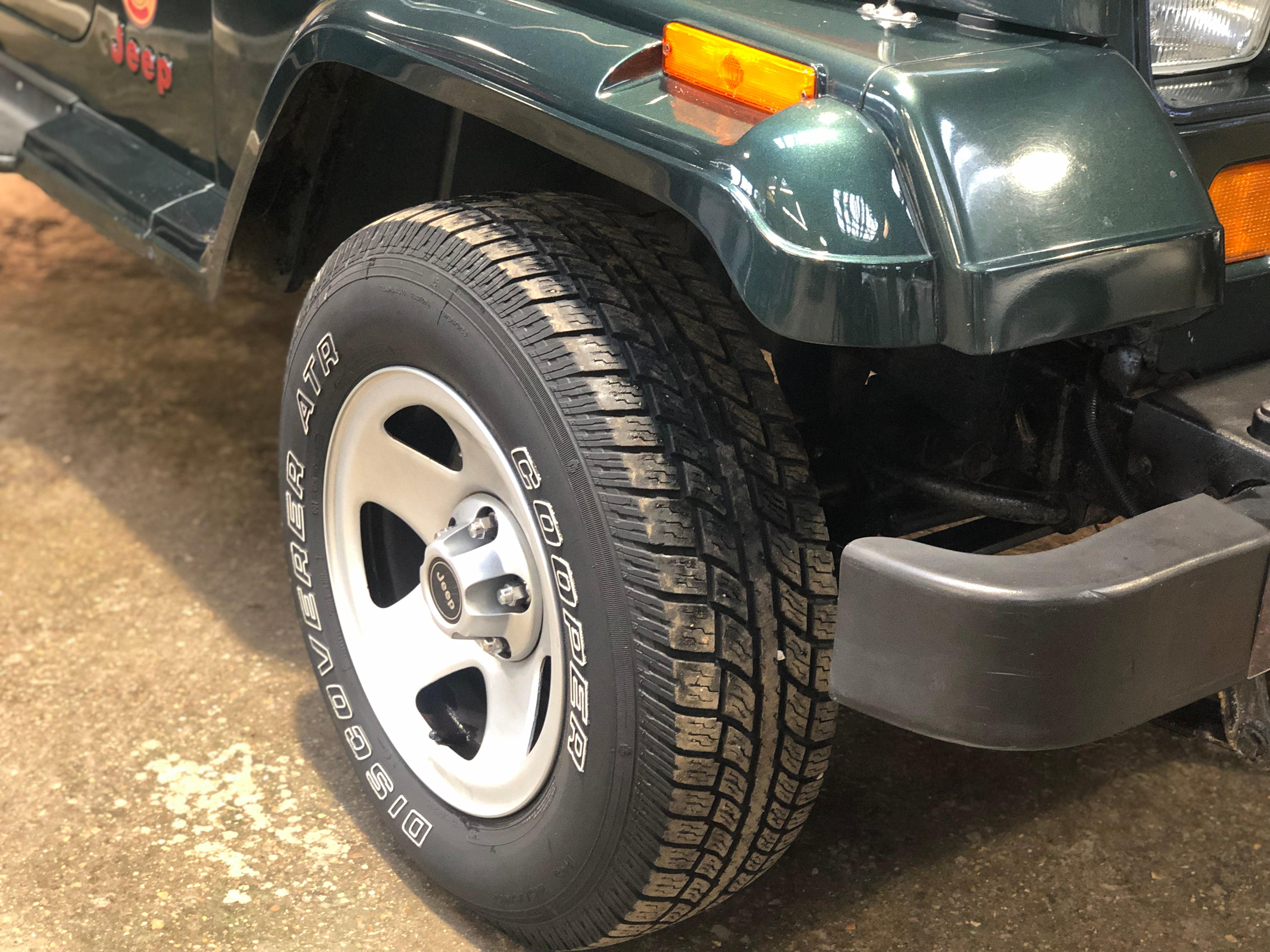 Jeep Wrangler YJ 4.0 Sahara