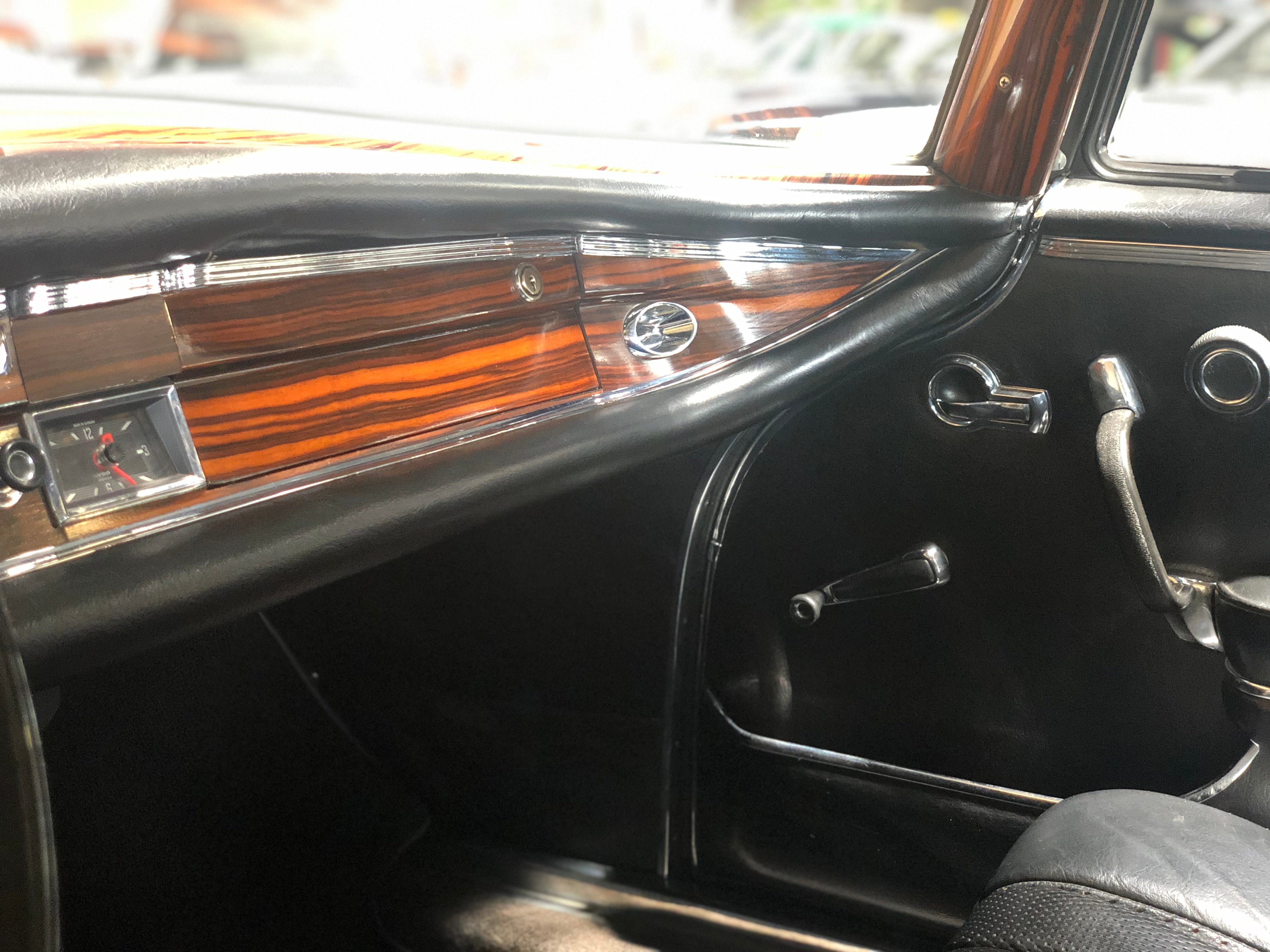 Mercedes 250 SE Coupé