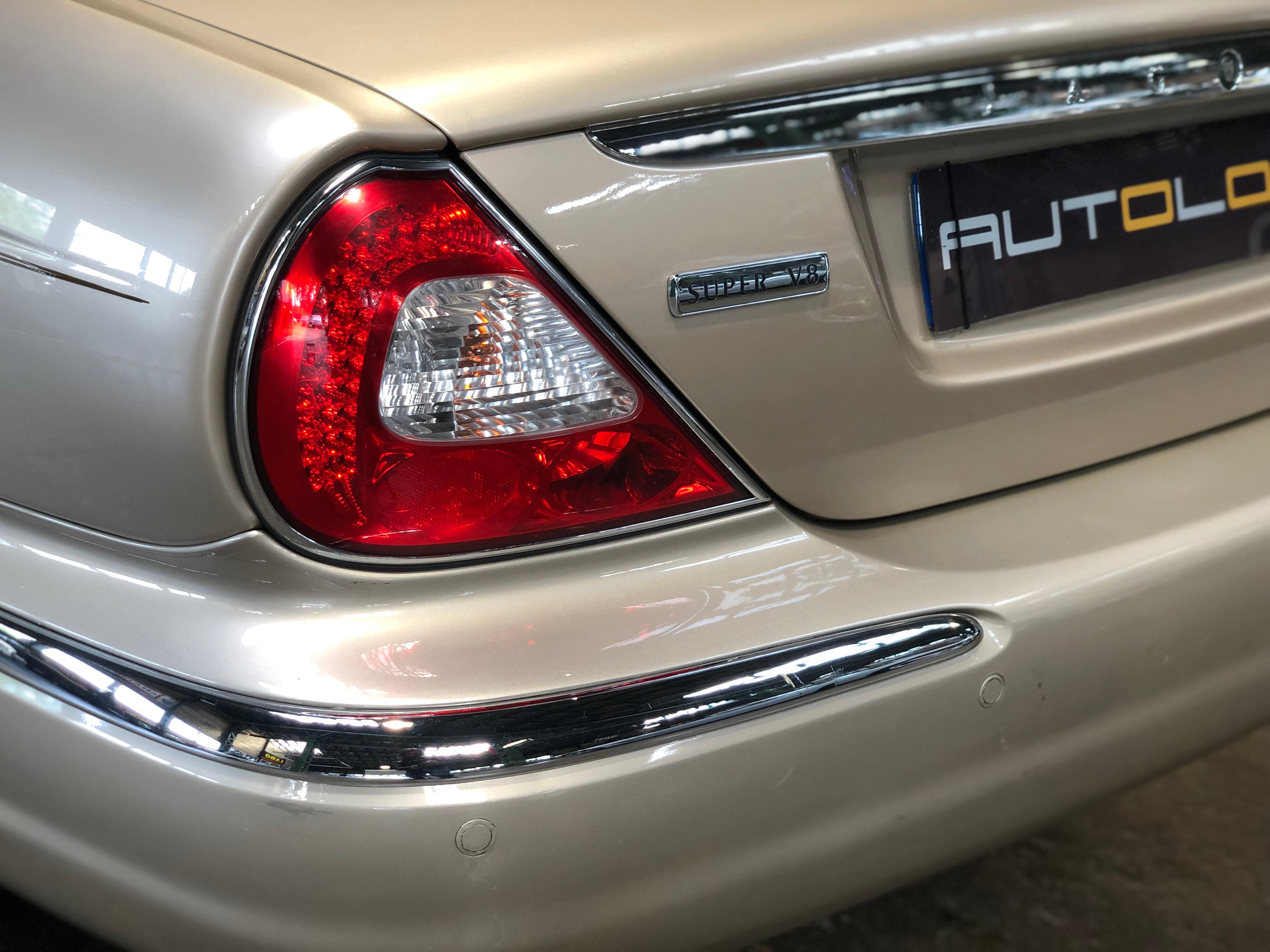 Jaguar XJ Super V8