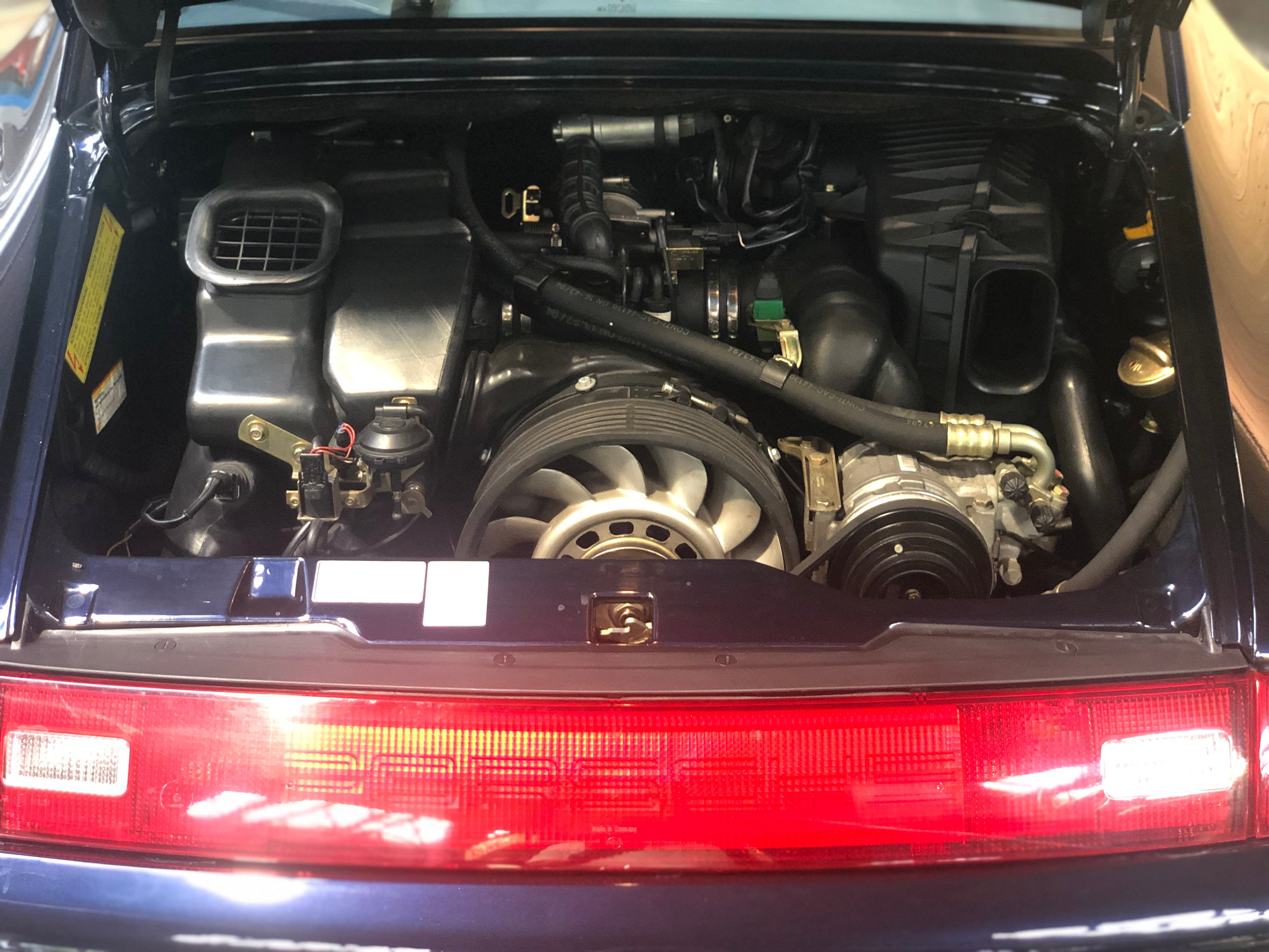 Porsche 993 Carrera 4 .... 13.500km!