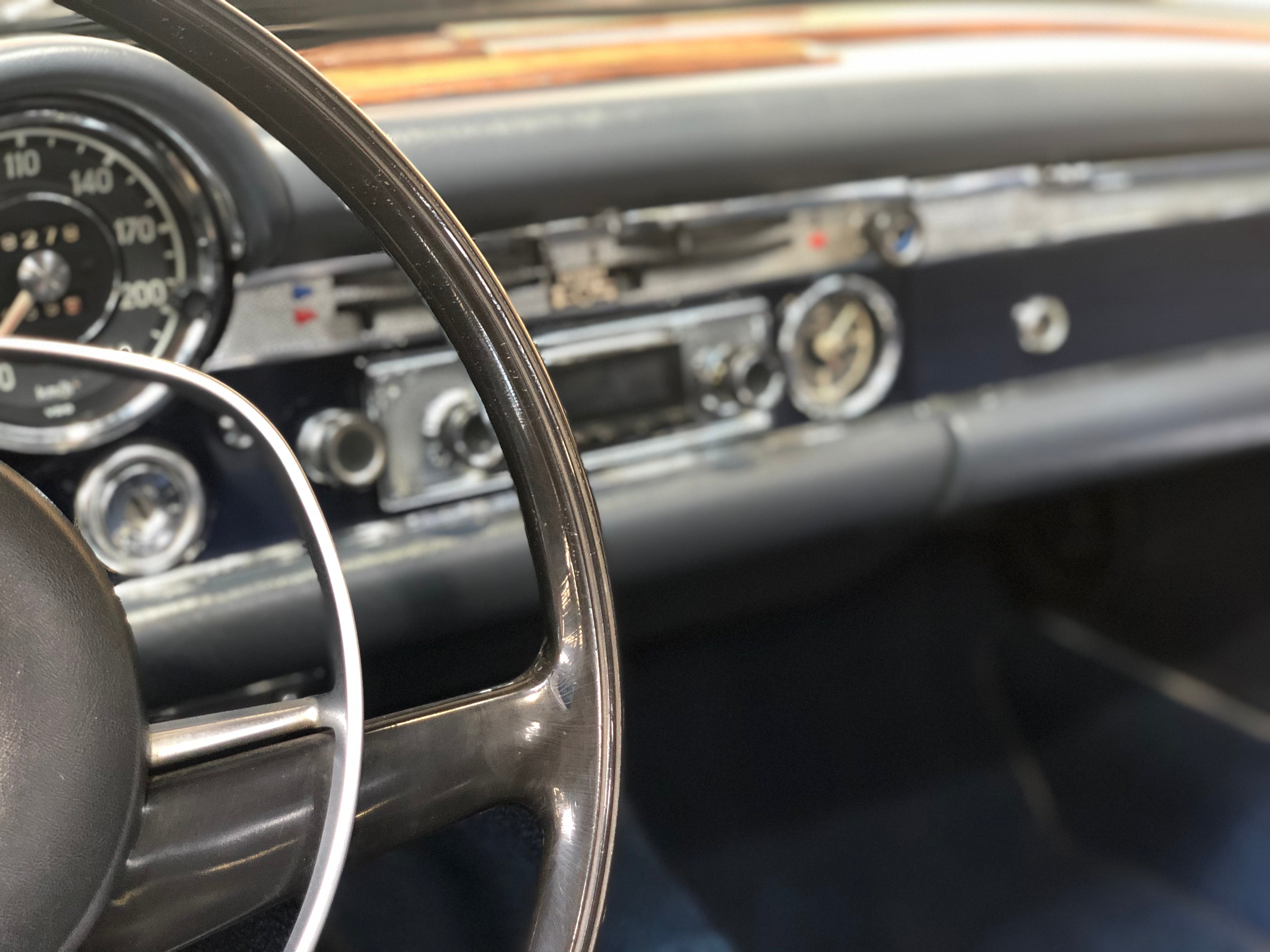 Mercedes 280 SL "Pagode" BVA
