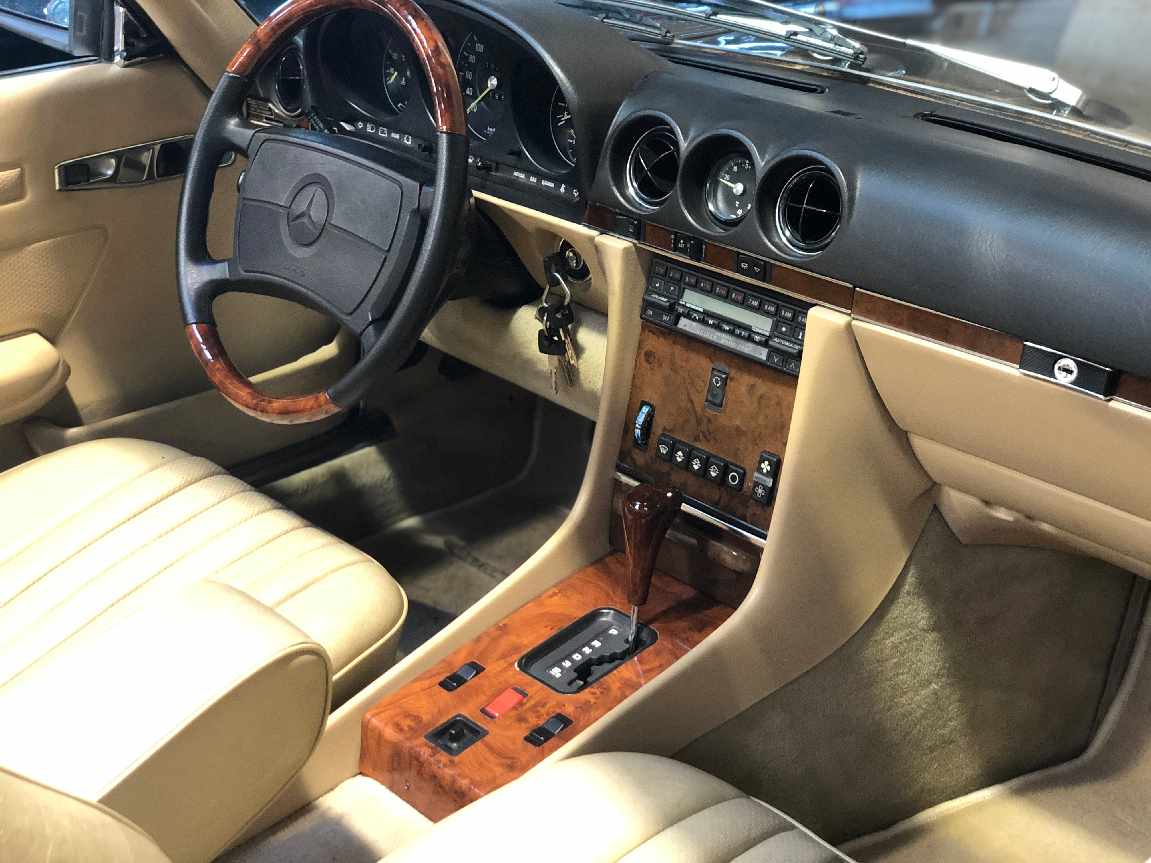 Mercedes 560 SL BVA