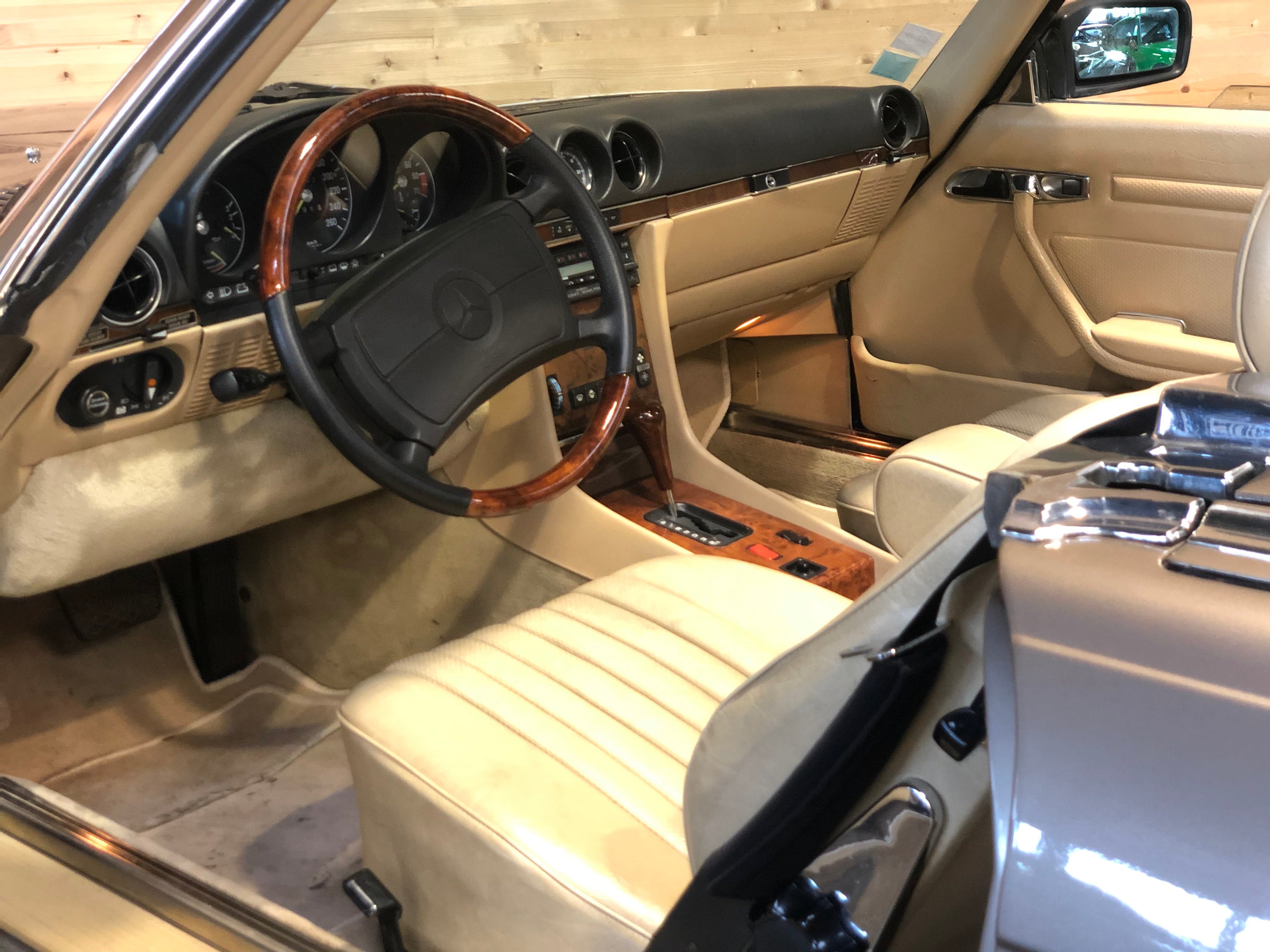 Mercedes 560 SL BVA