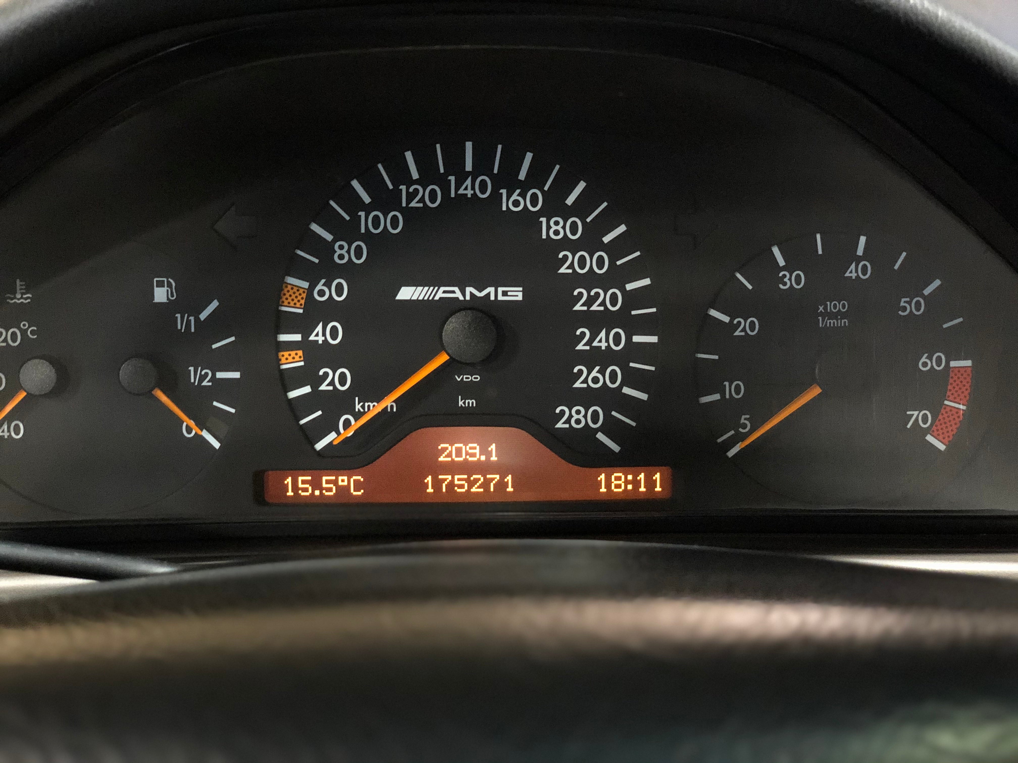 Mercedes E50 AMG
