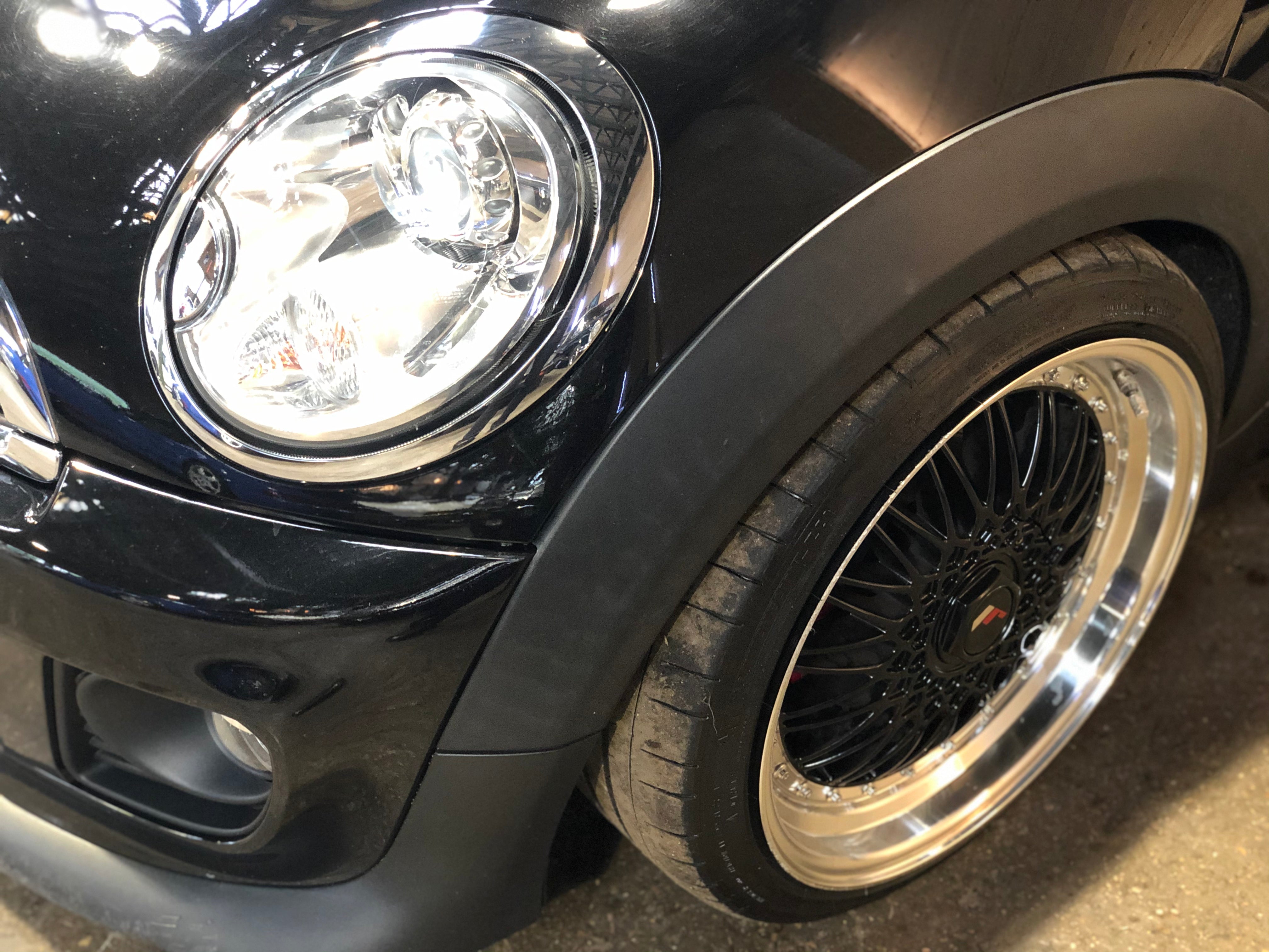 Mini Cabriolet Cooper S JCW BVA 211ch (R57)