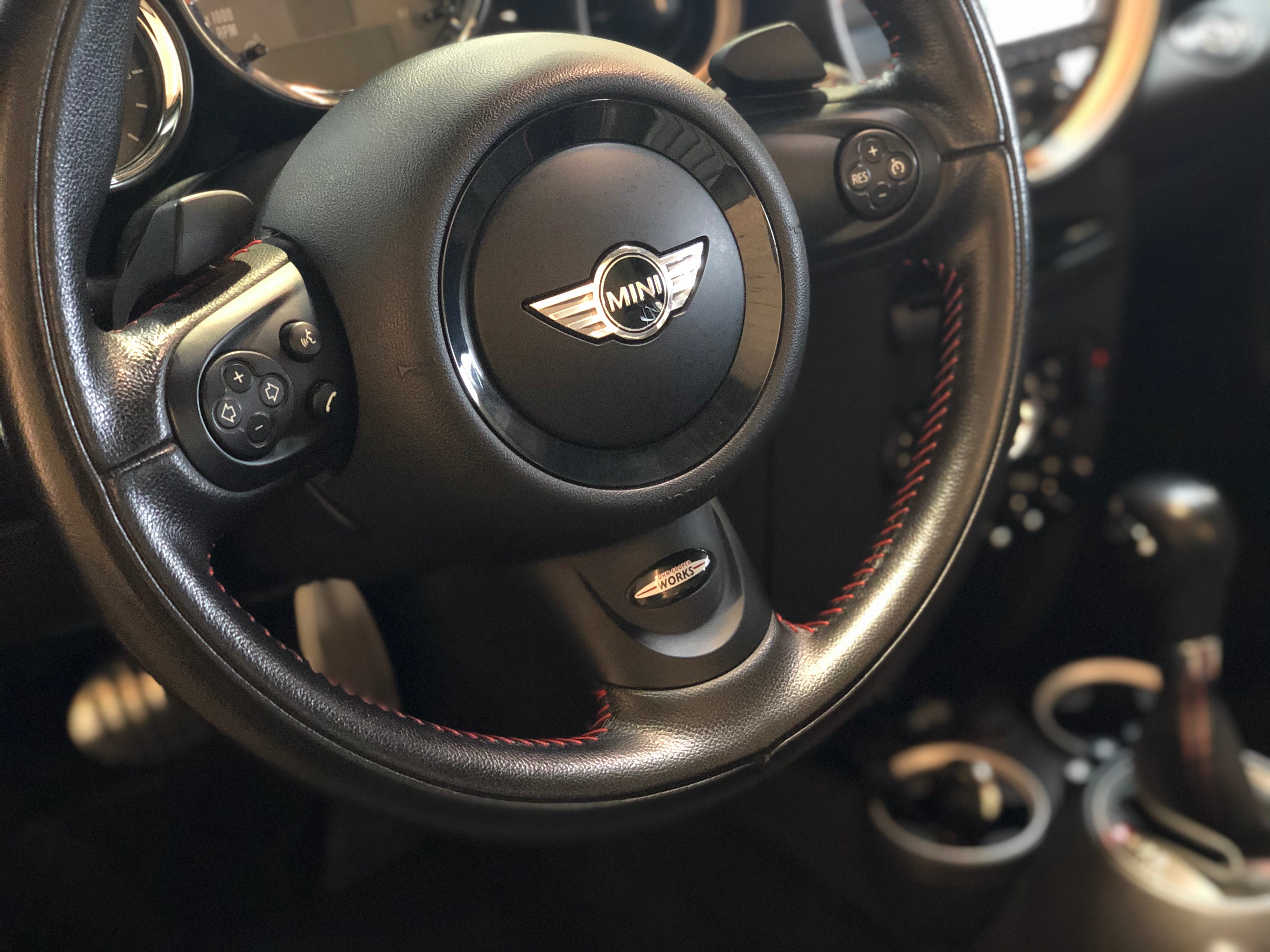 Mini Cabriolet Cooper S JCW BVA 211ch (R57)