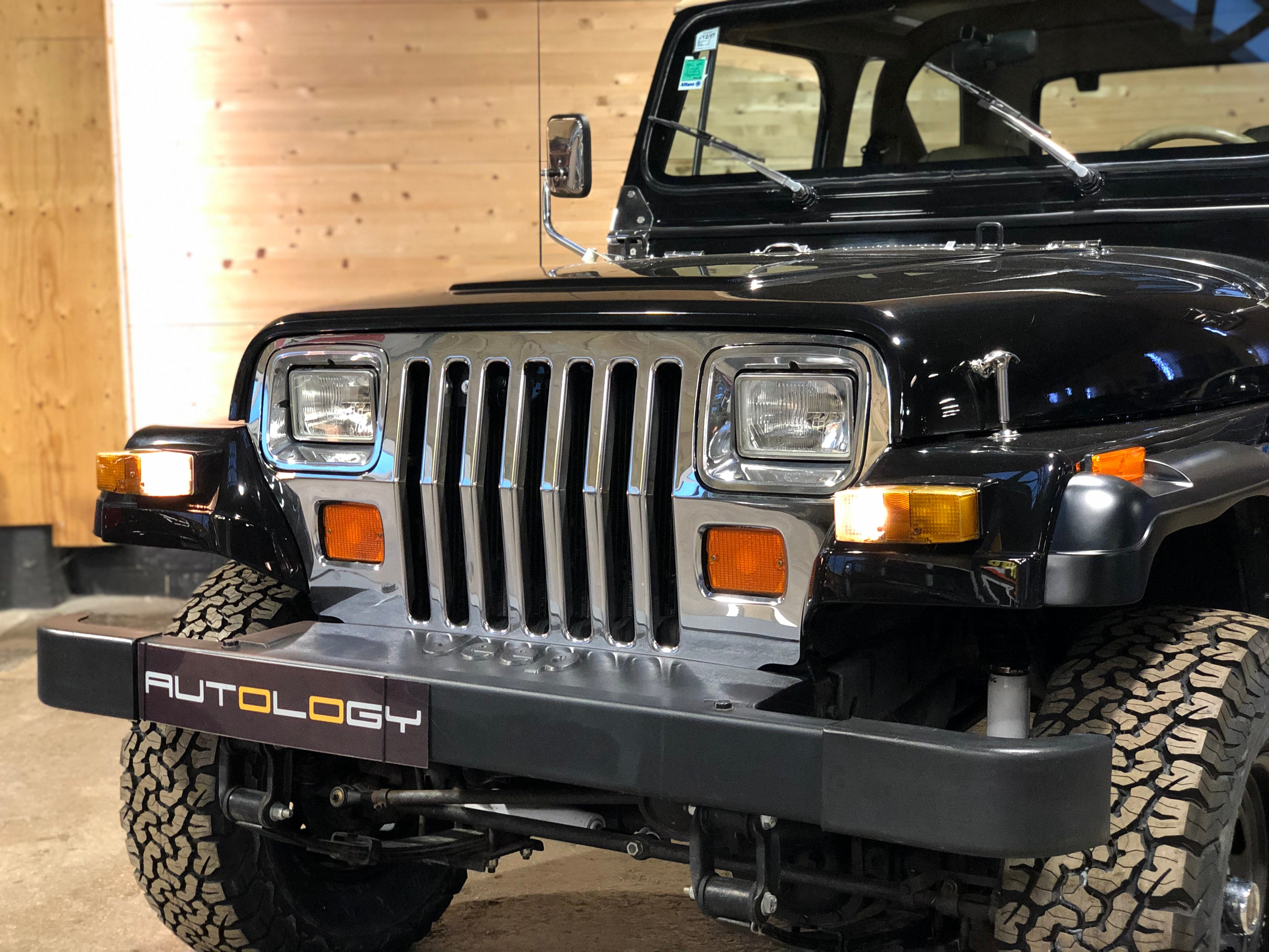 Jeep Wrangler YJ 2.5