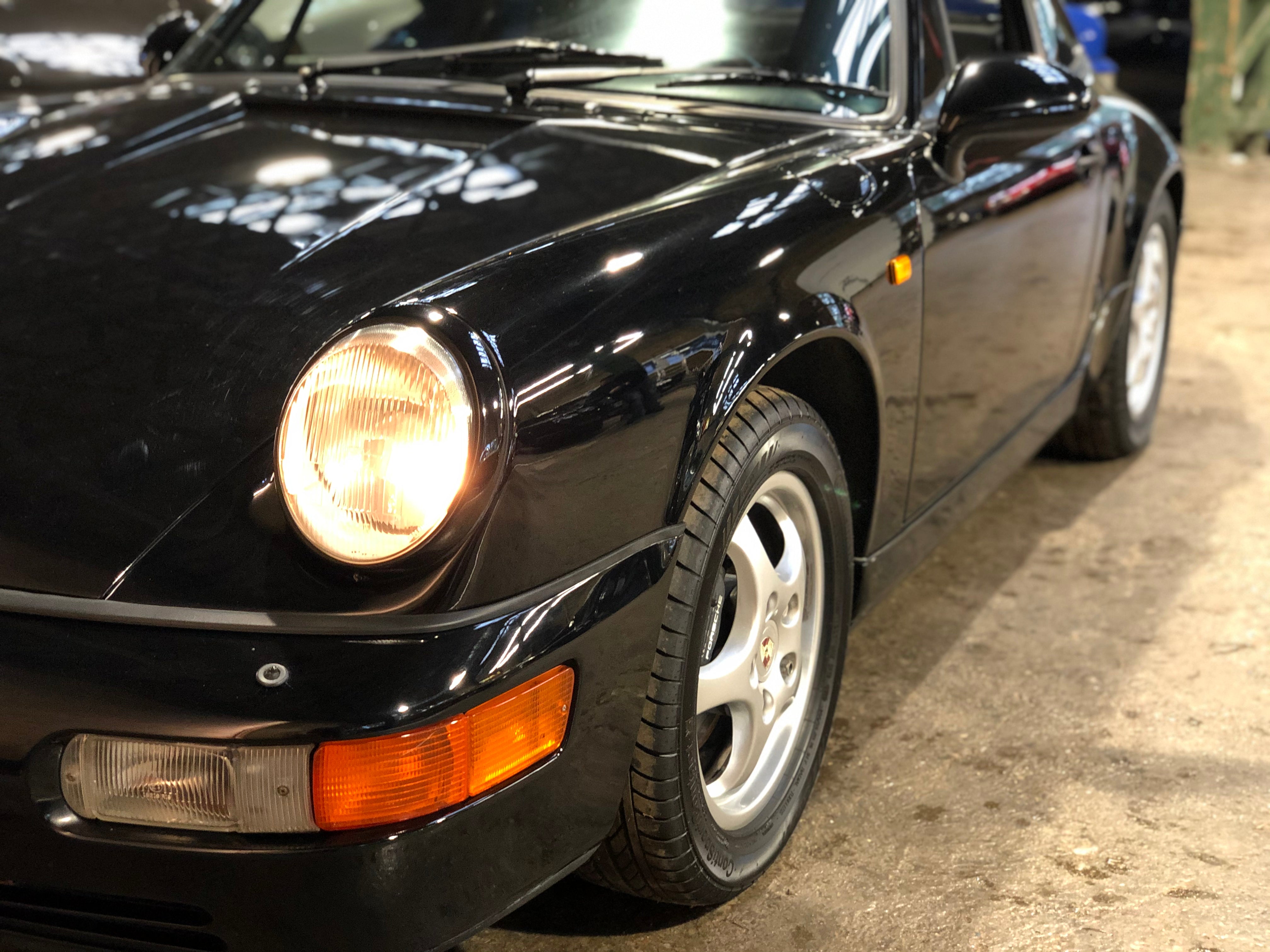 Porsche 964 Carrera 2 Tiptronic