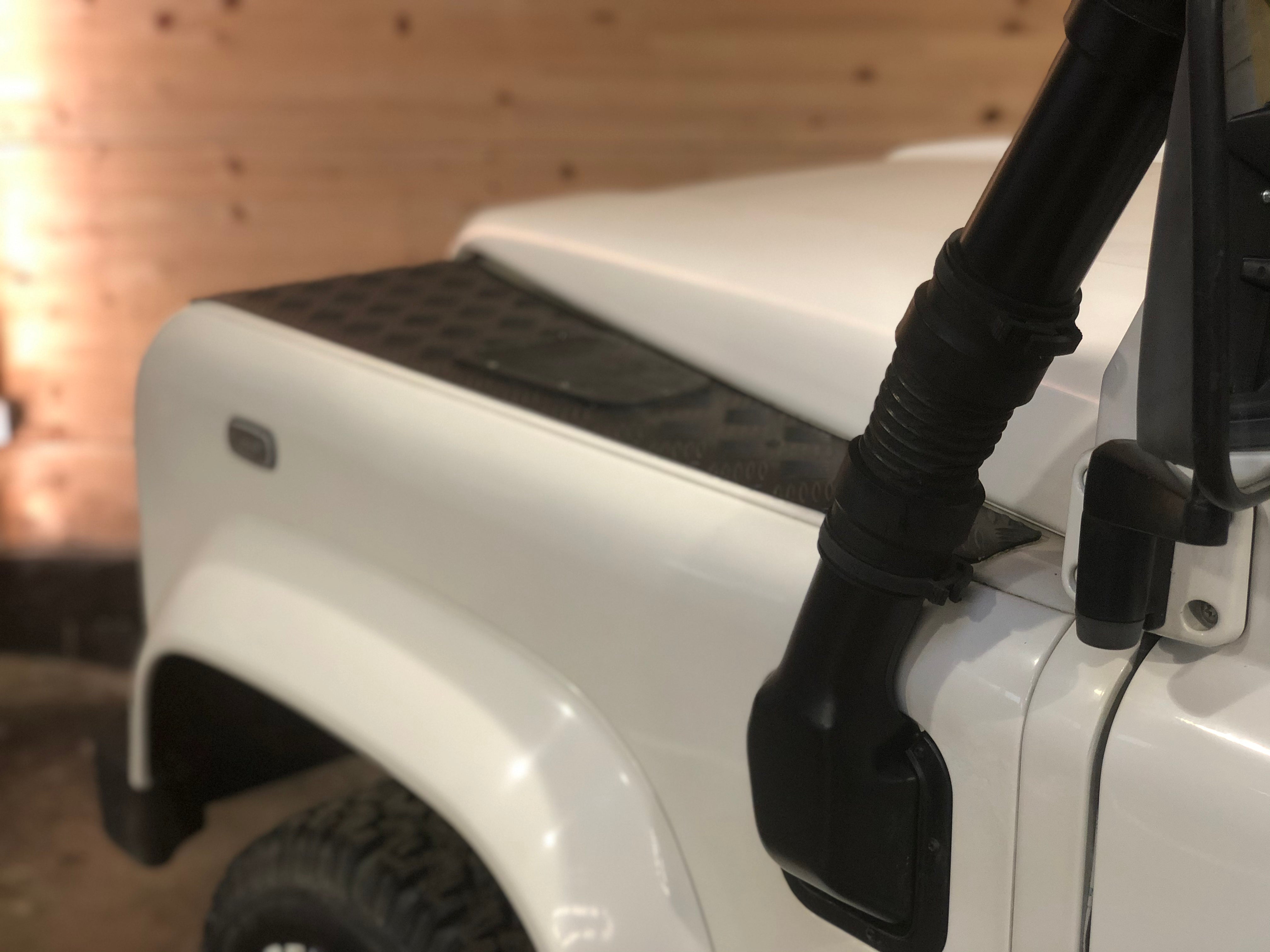 Land Rover Defender 90 HT 200tdi