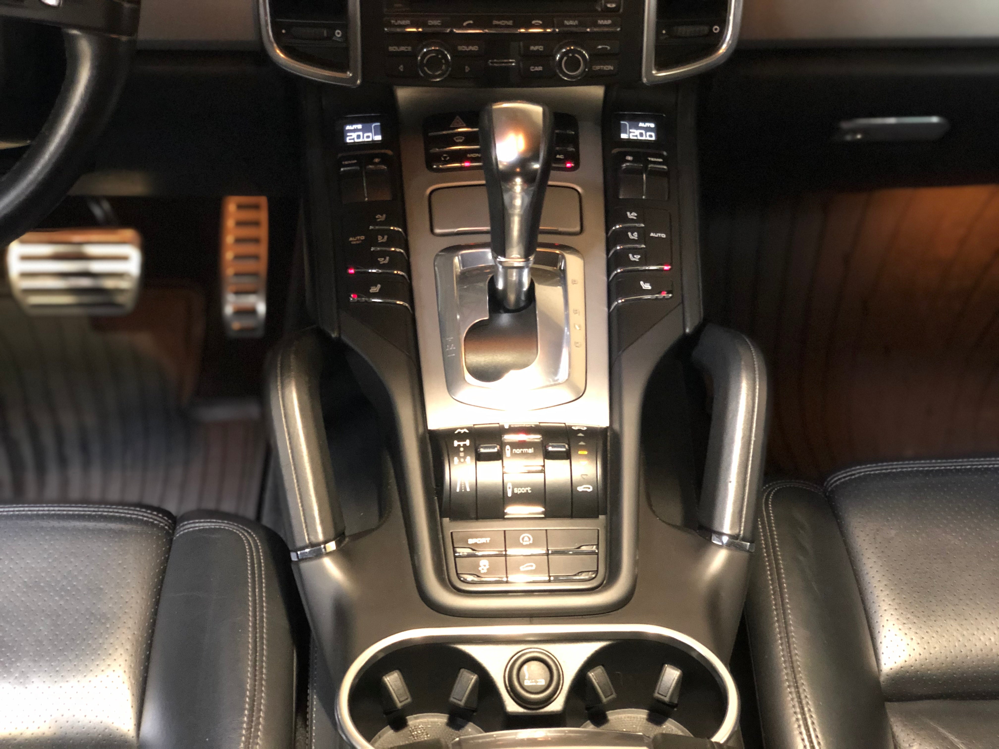 Porsche Cayenne Turbo 500ch