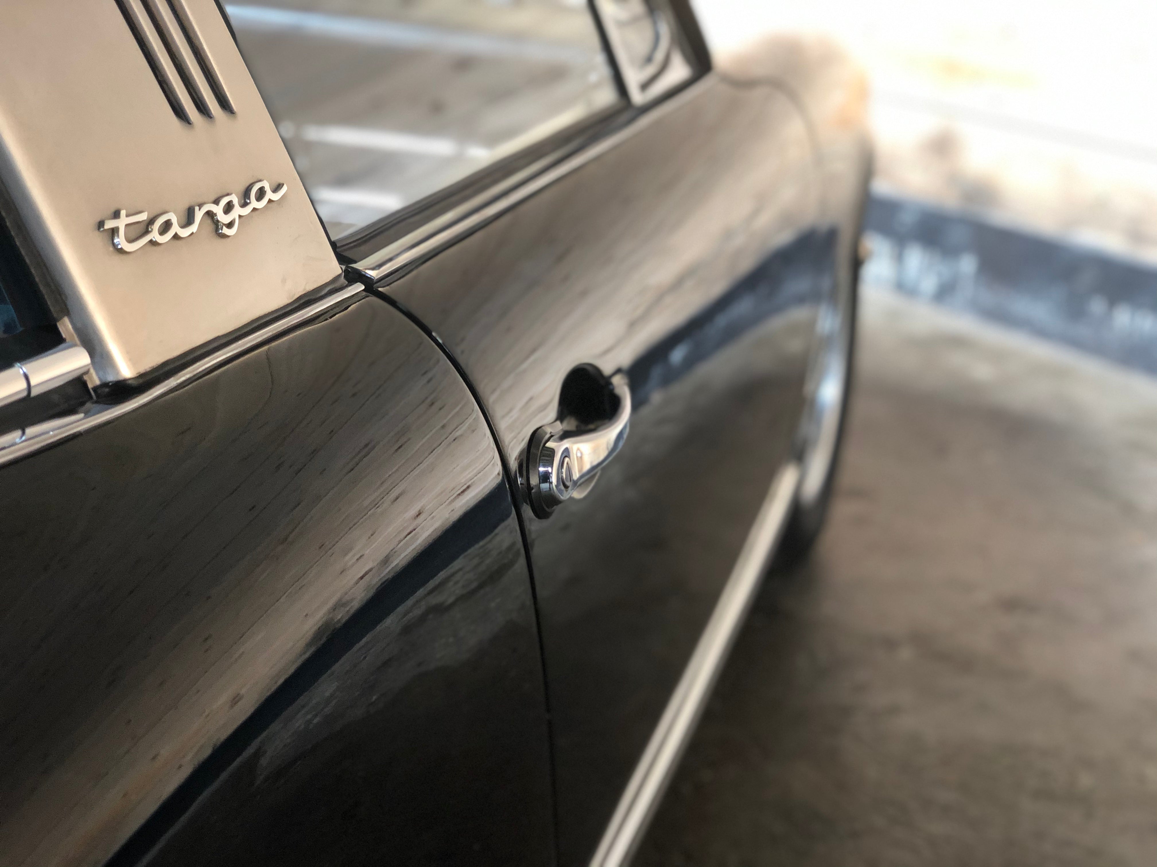 Porsche 911 2.2S Targa