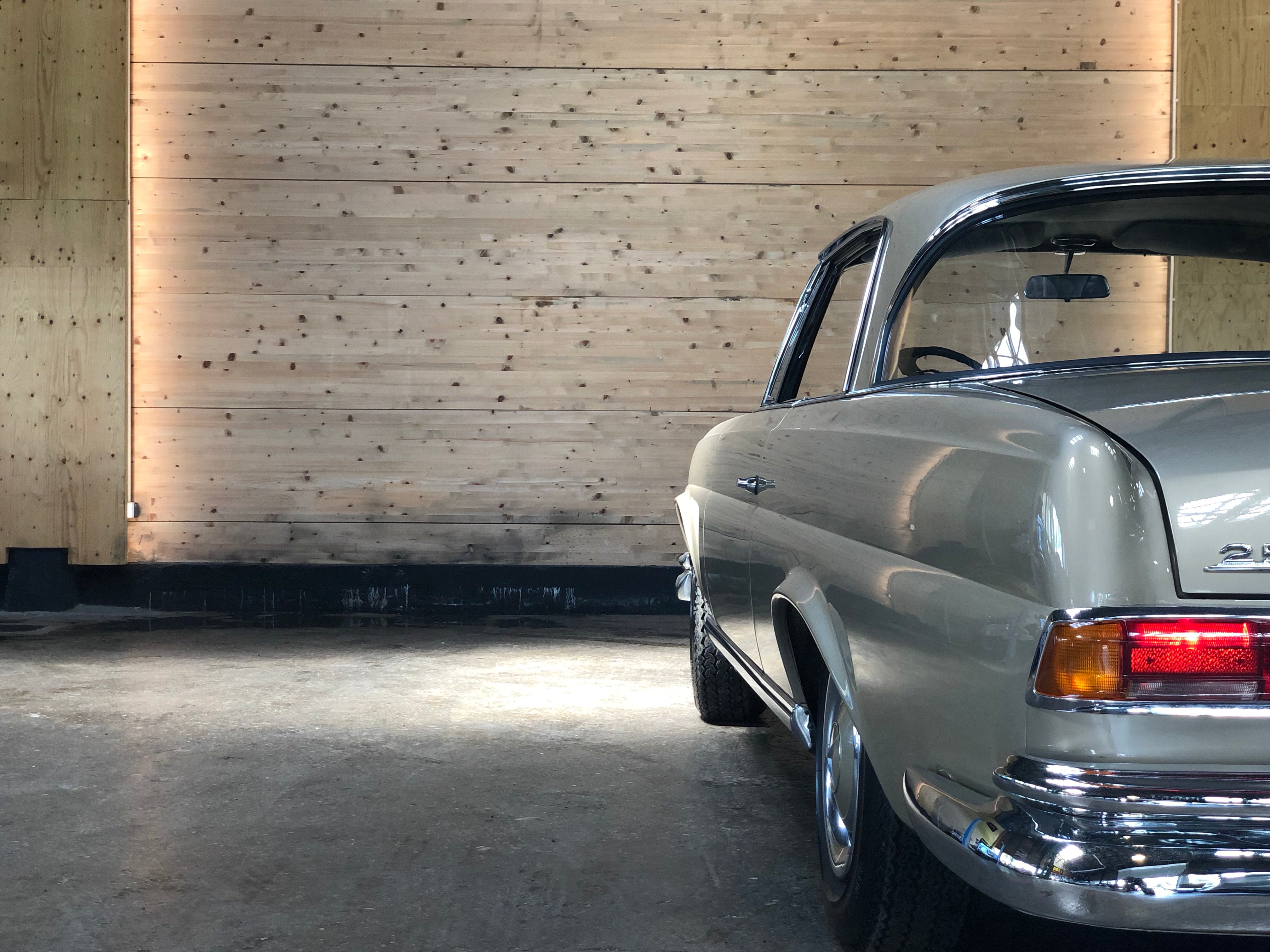 Mercedes 250 SE Coupé