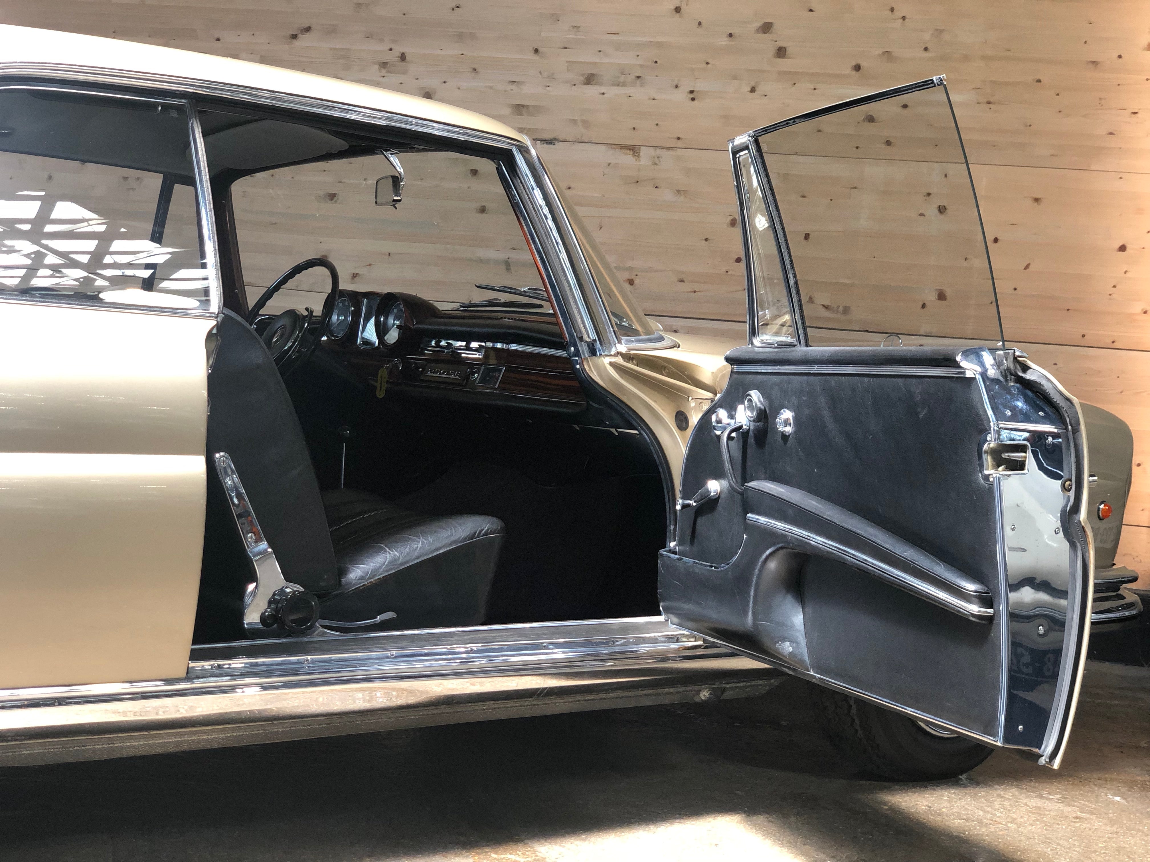 Mercedes 250 SE Coupé
