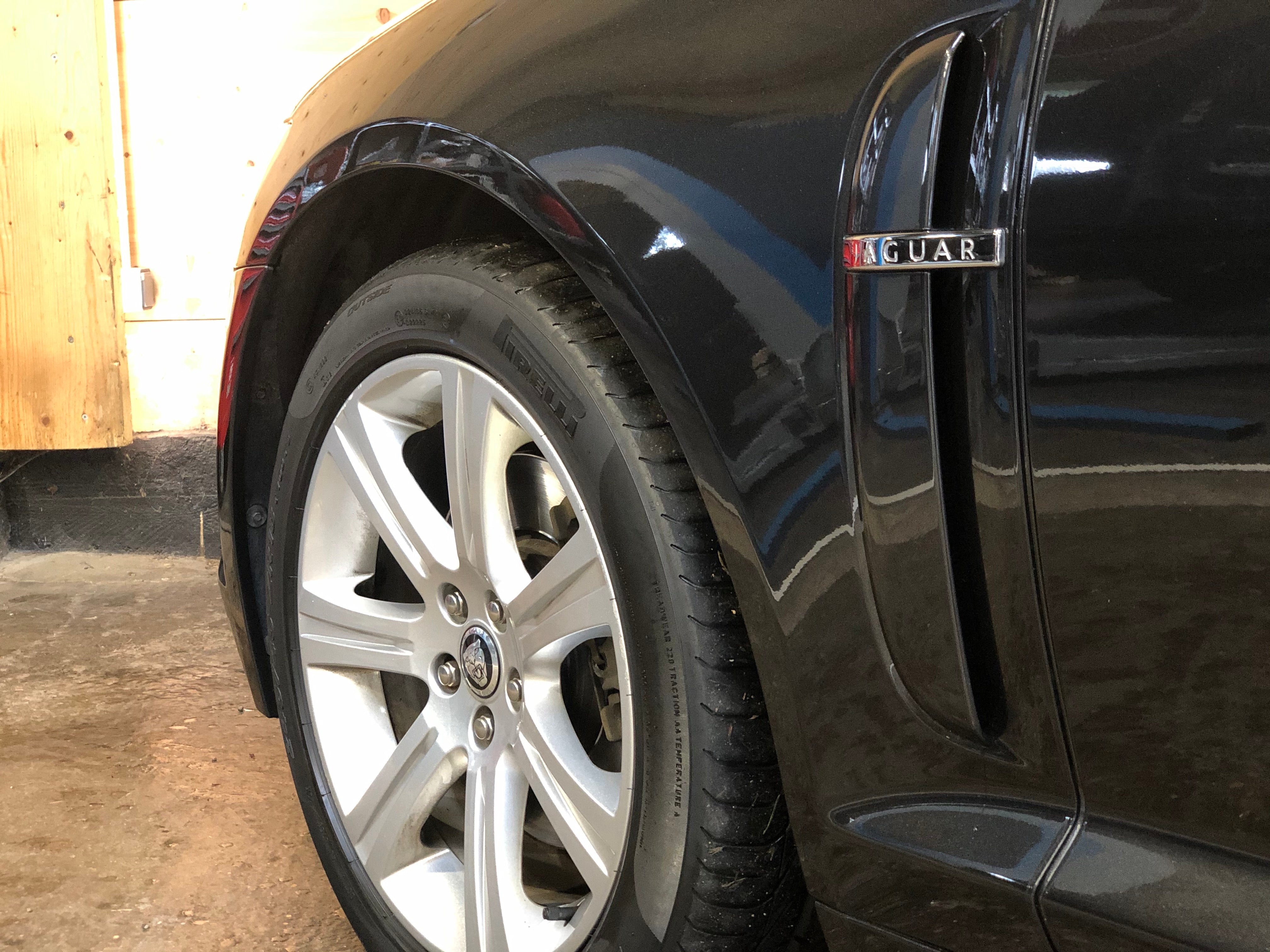Jaguar XF 3.0d 211ch Luxe Premium