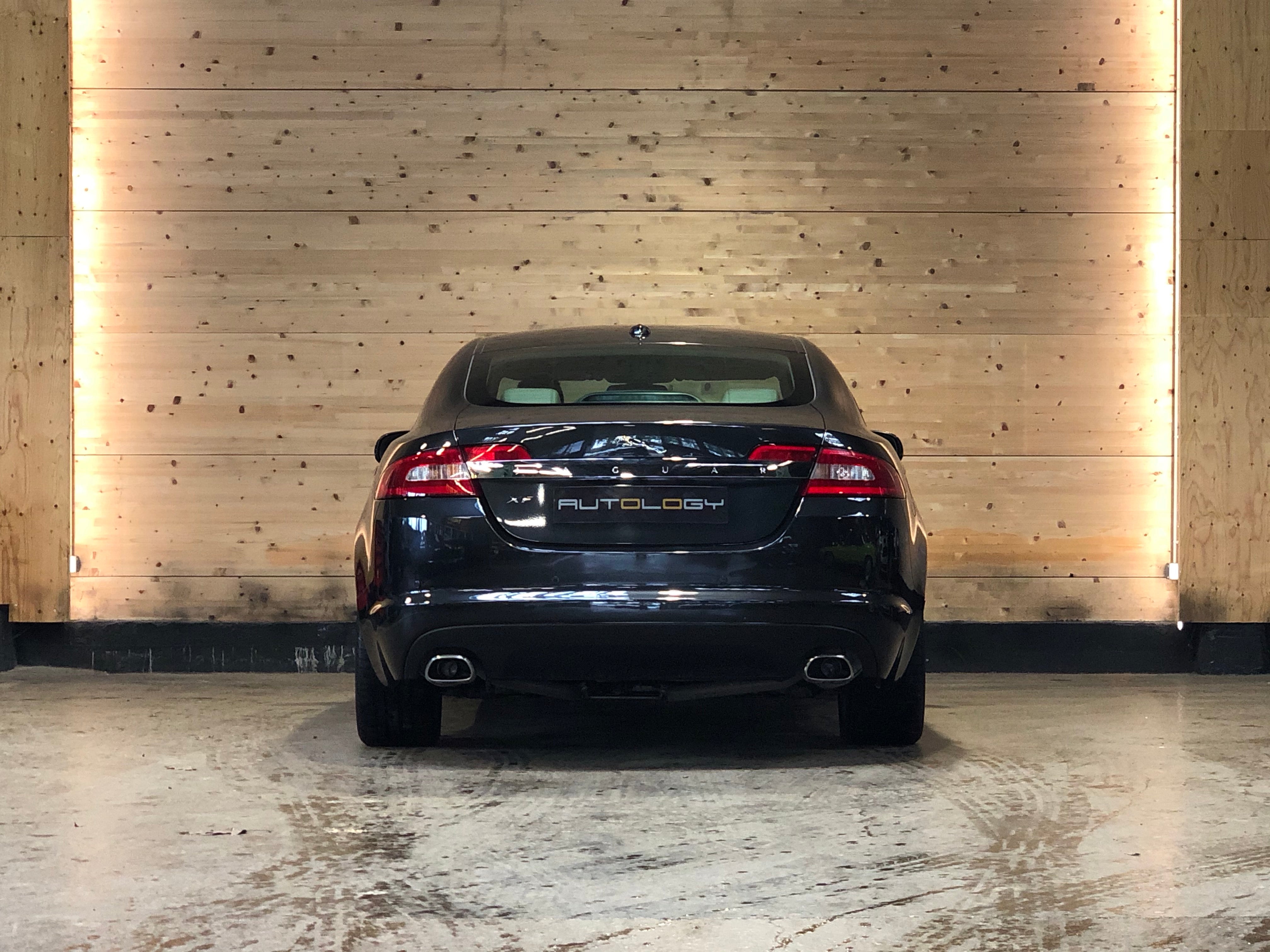 Jaguar XF 3.0d 211ch Luxe Premium