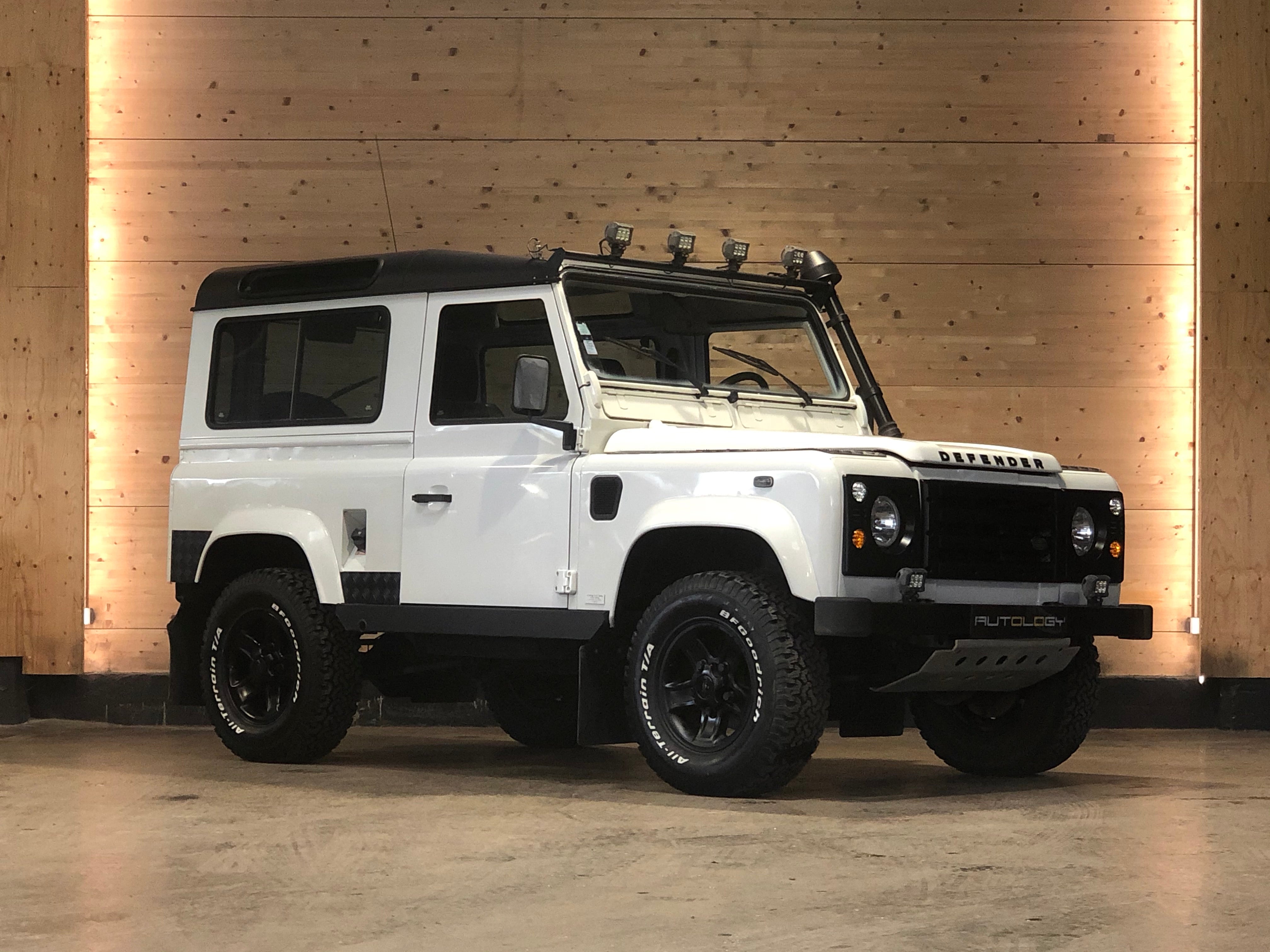 Land Rover Defender 90 HT 200tdi